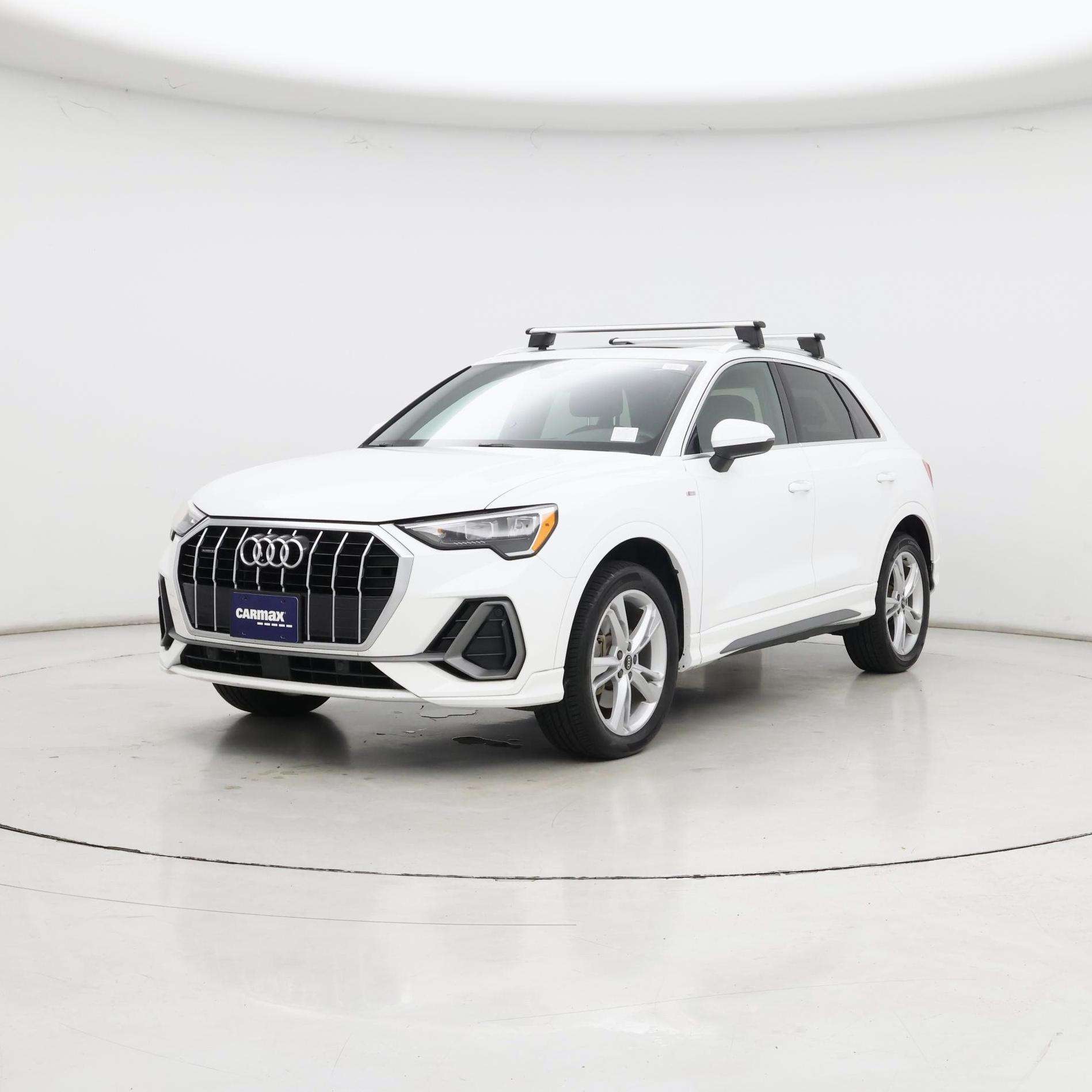 Thumbnail: 2021 Audi Q3 - 4