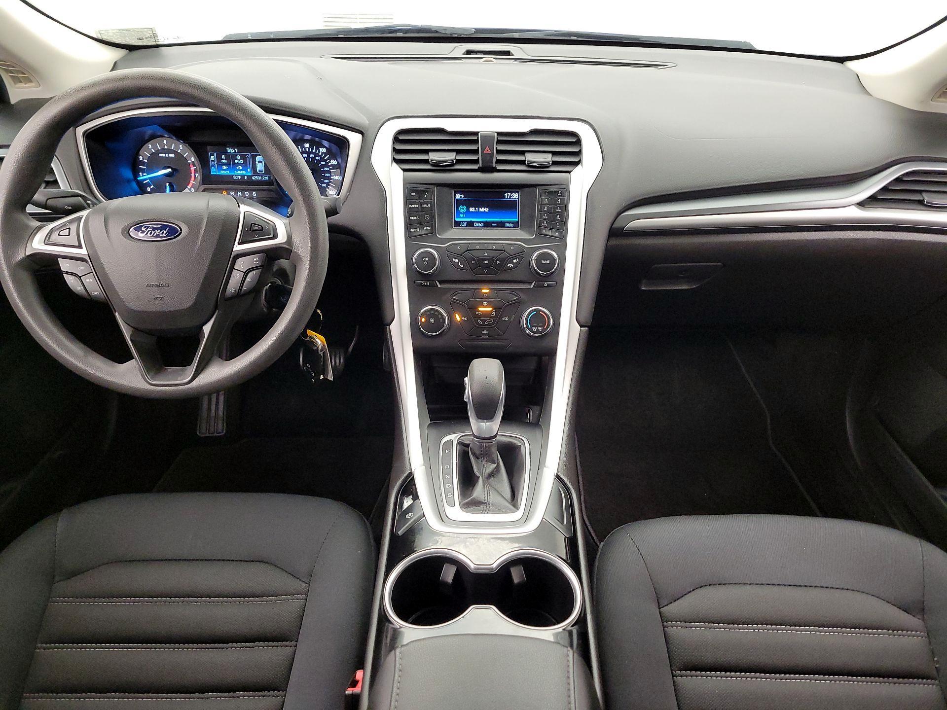 Thumbnail: 2015 Ford Fusion - 9