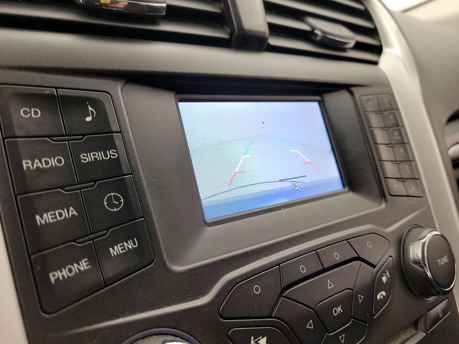 Thumbnail: 2015 Ford Fusion - 14