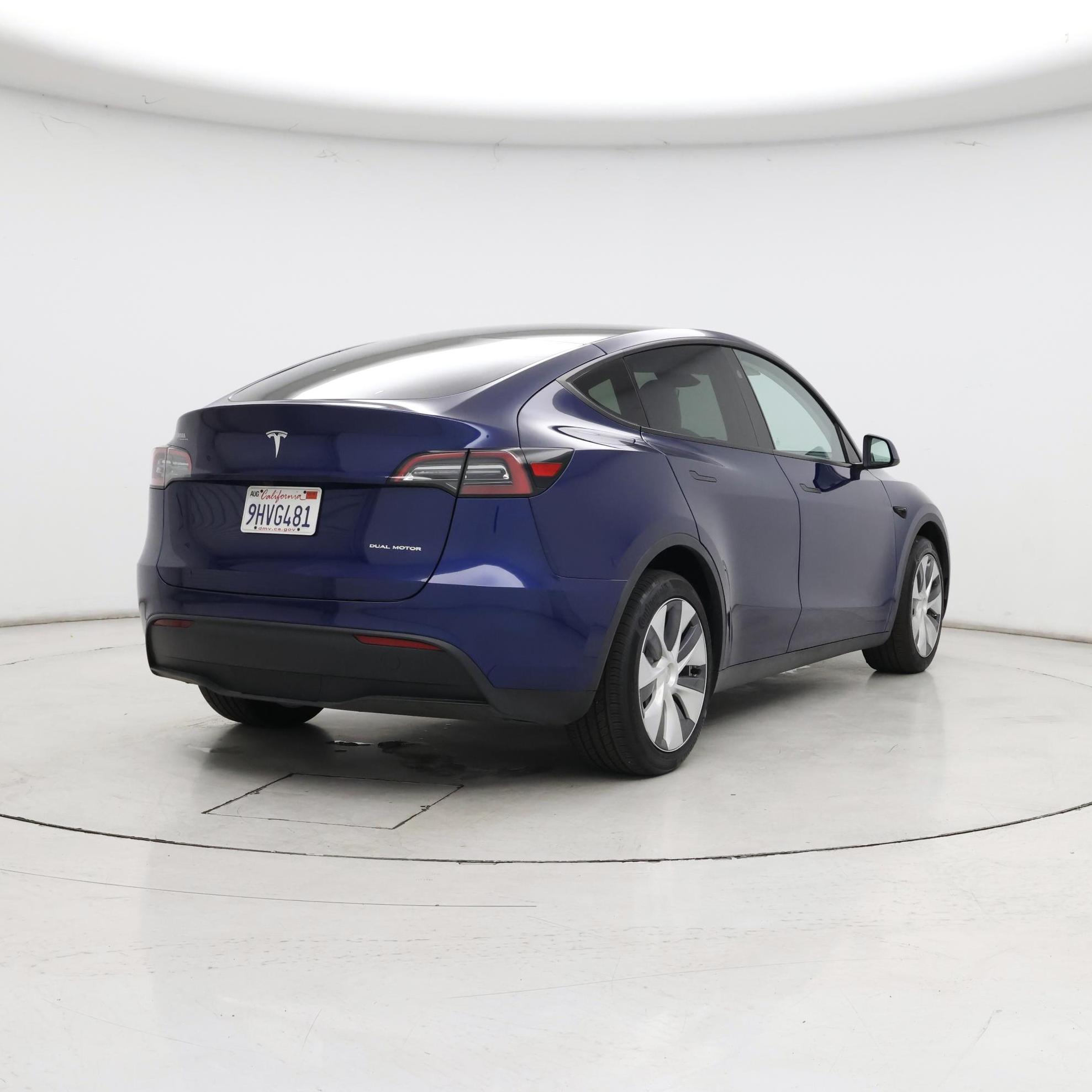 Thumbnail: 2023 Tesla Model Y - 8