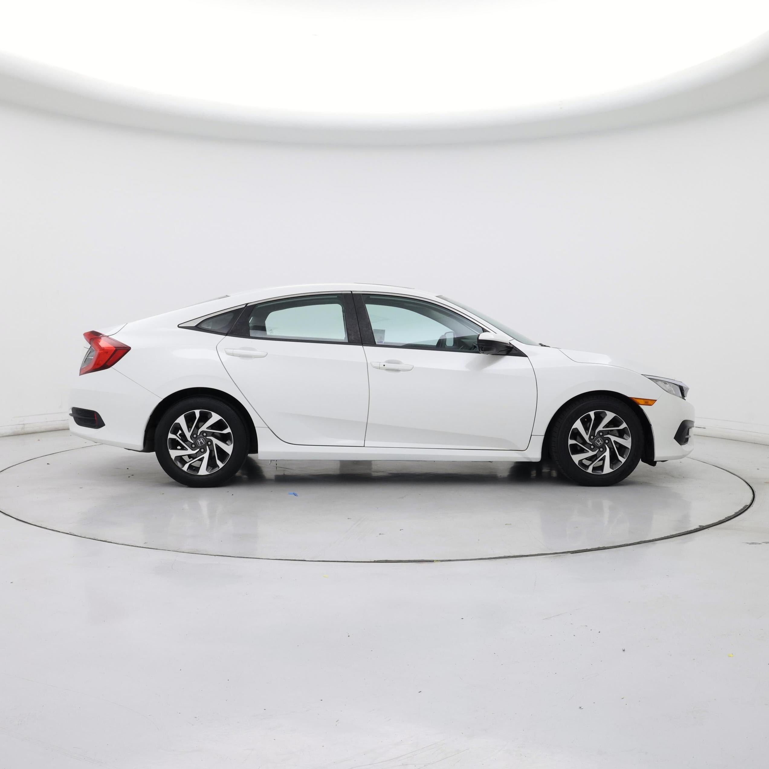 Thumbnail: 2016 Honda Civic - 7