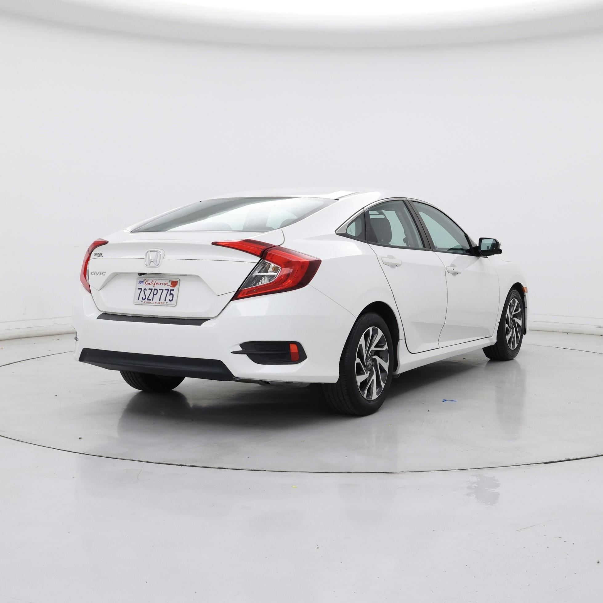 Thumbnail: 2016 Honda Civic - 8