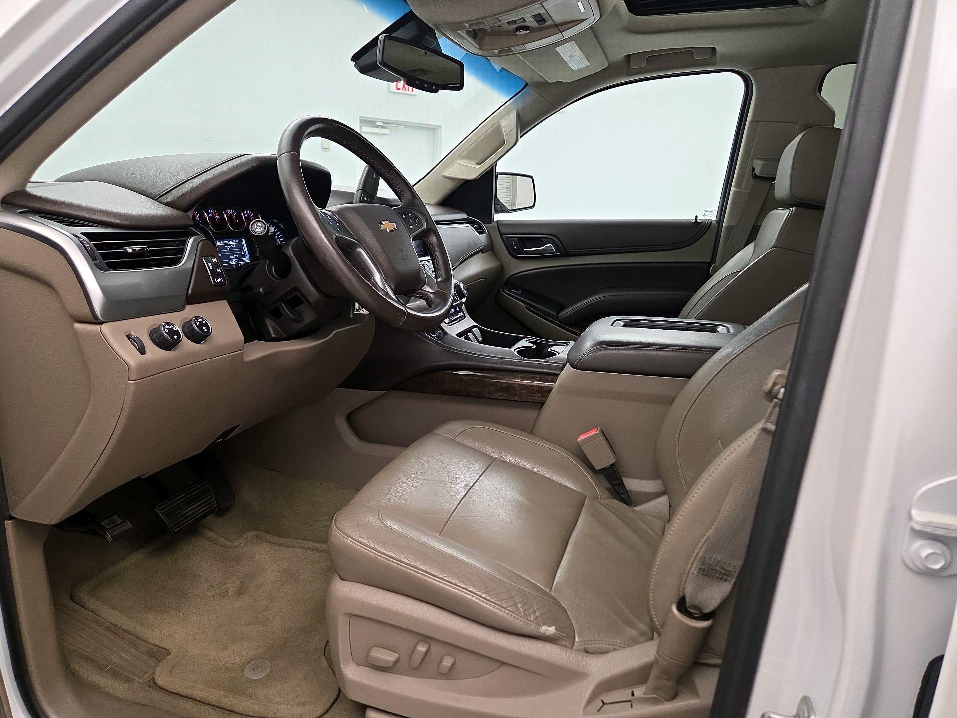 Thumbnail: 2016 Chevrolet Tahoe - 11