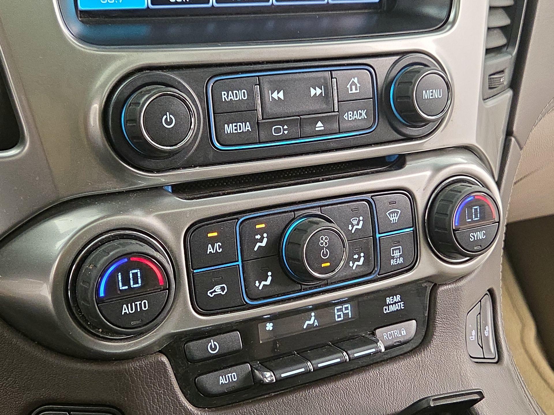 Thumbnail: 2016 Chevrolet Tahoe - 17