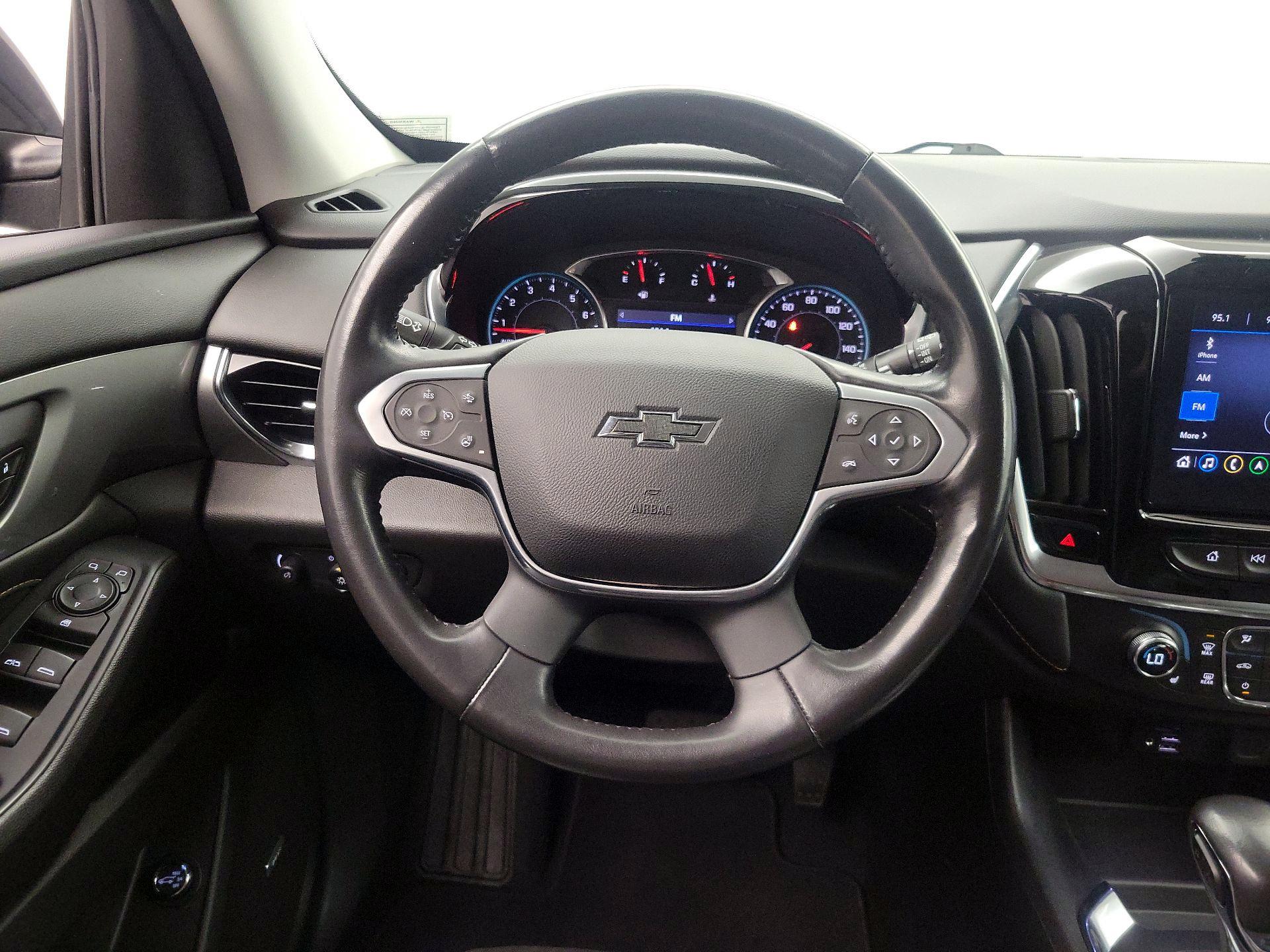 Thumbnail: 2021 Chevrolet Traverse - 10