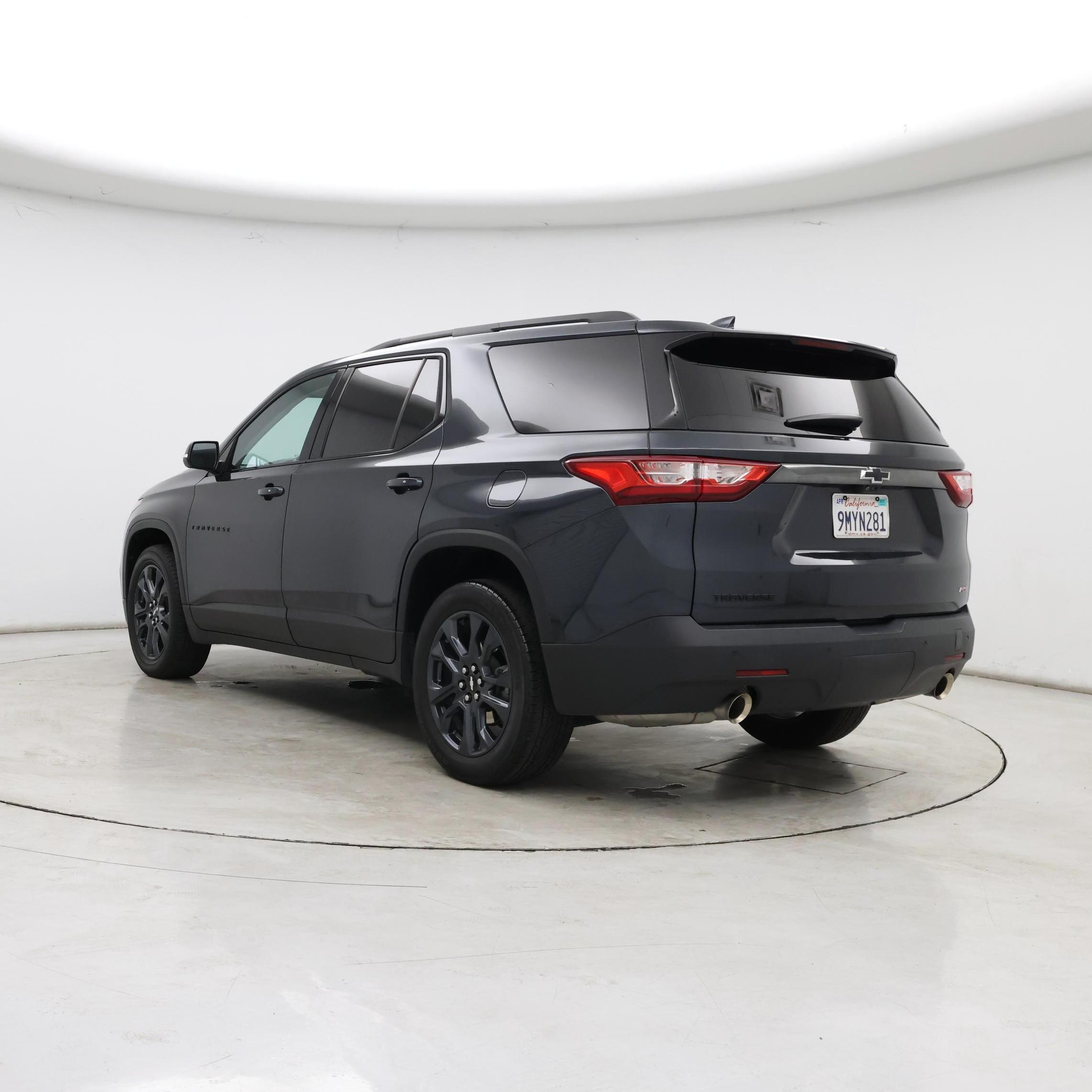 Thumbnail: 2021 Chevrolet Traverse - 2