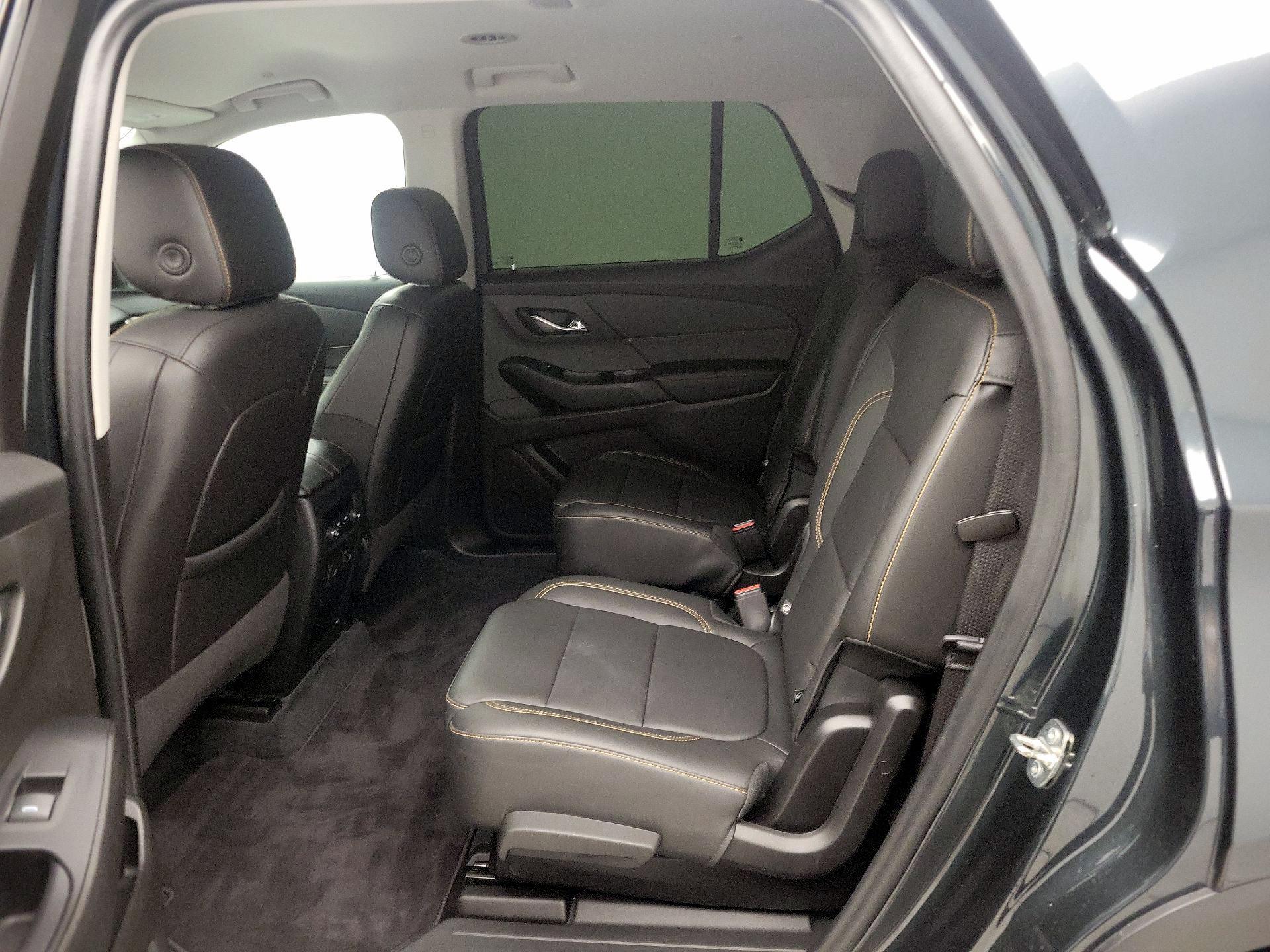 Thumbnail: 2021 Chevrolet Traverse - 19