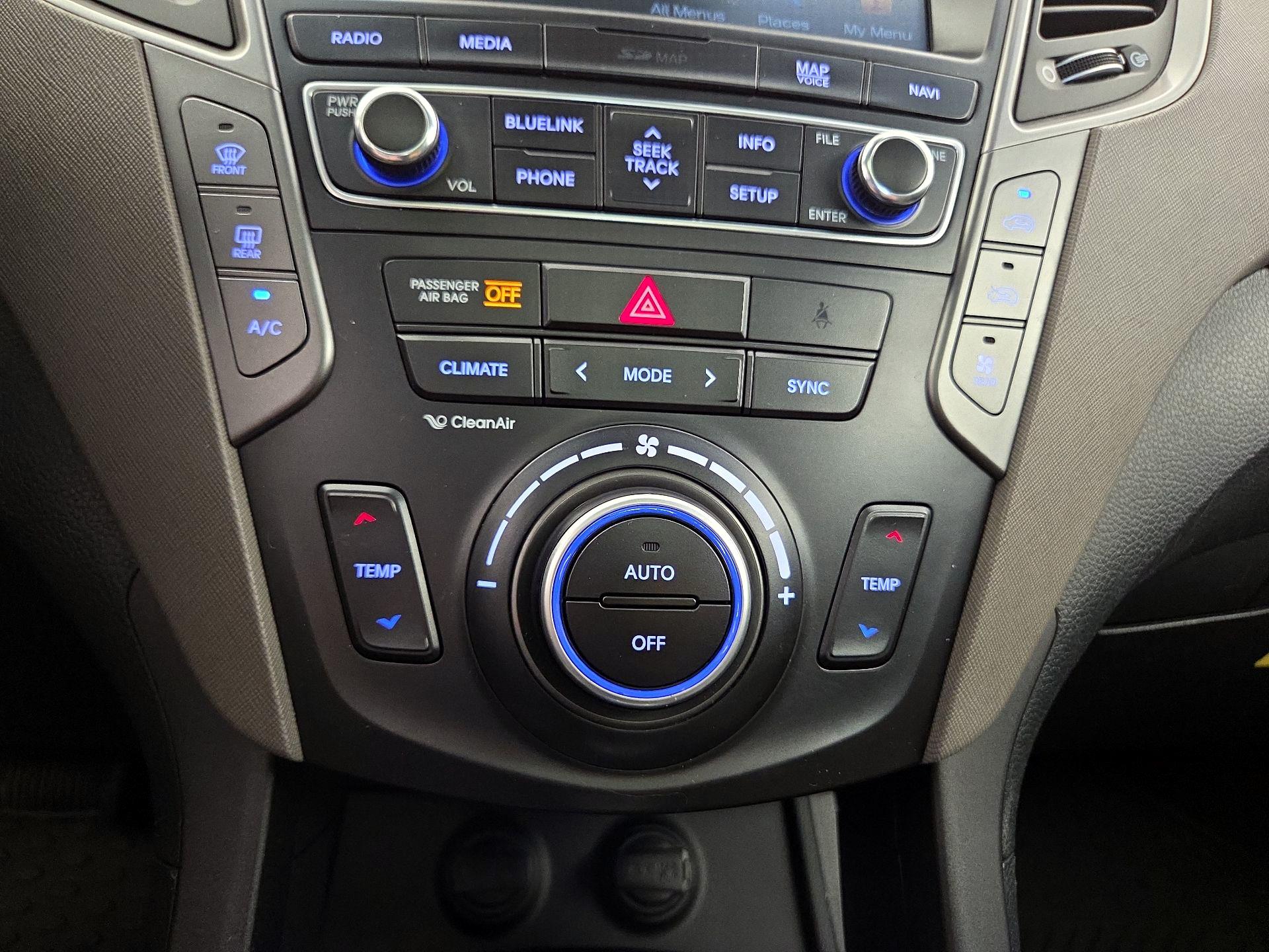 Thumbnail: 2017 Hyundai Santa Fe - 17