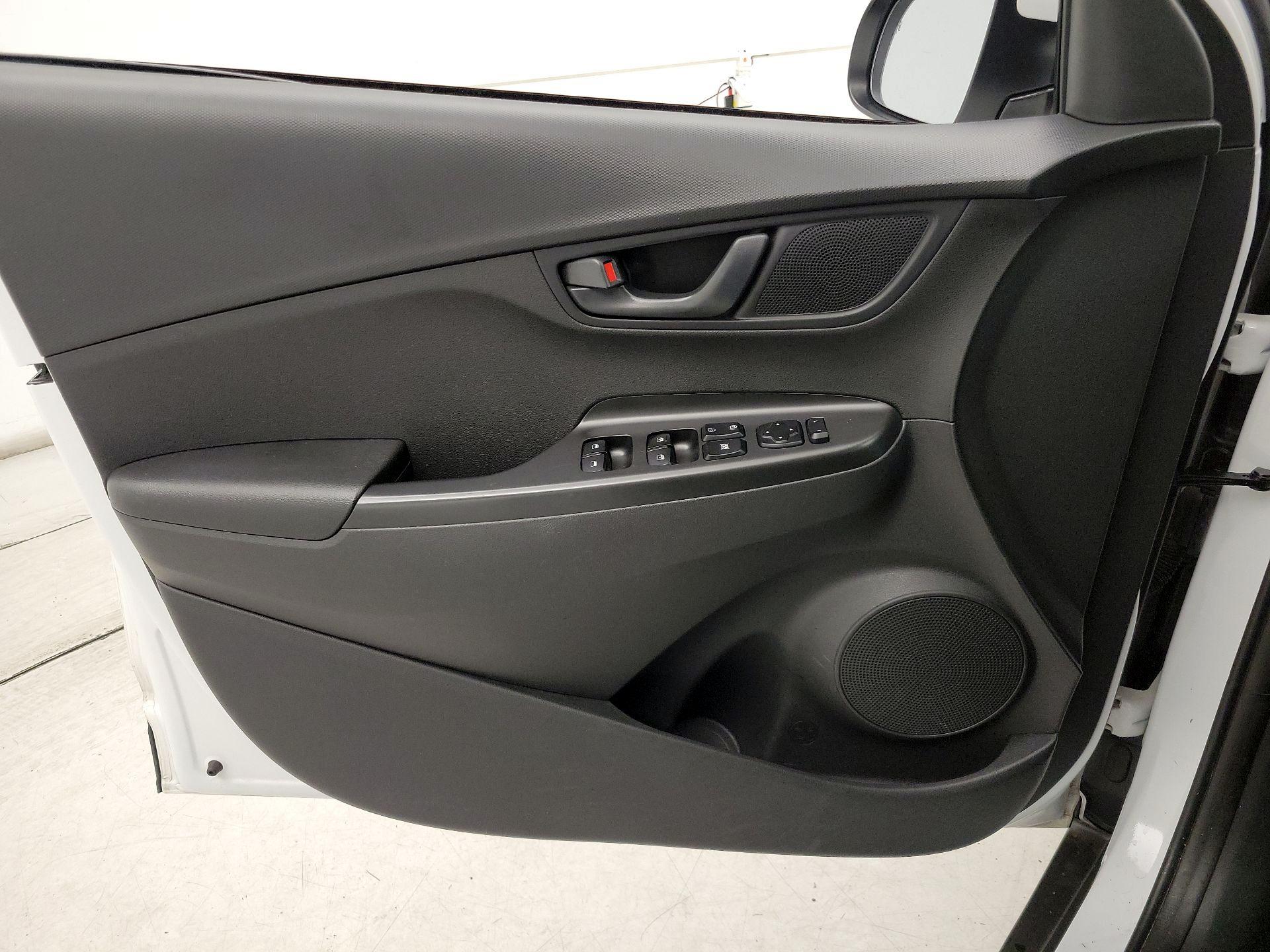 Thumbnail: 2023 Hyundai Kona - 12