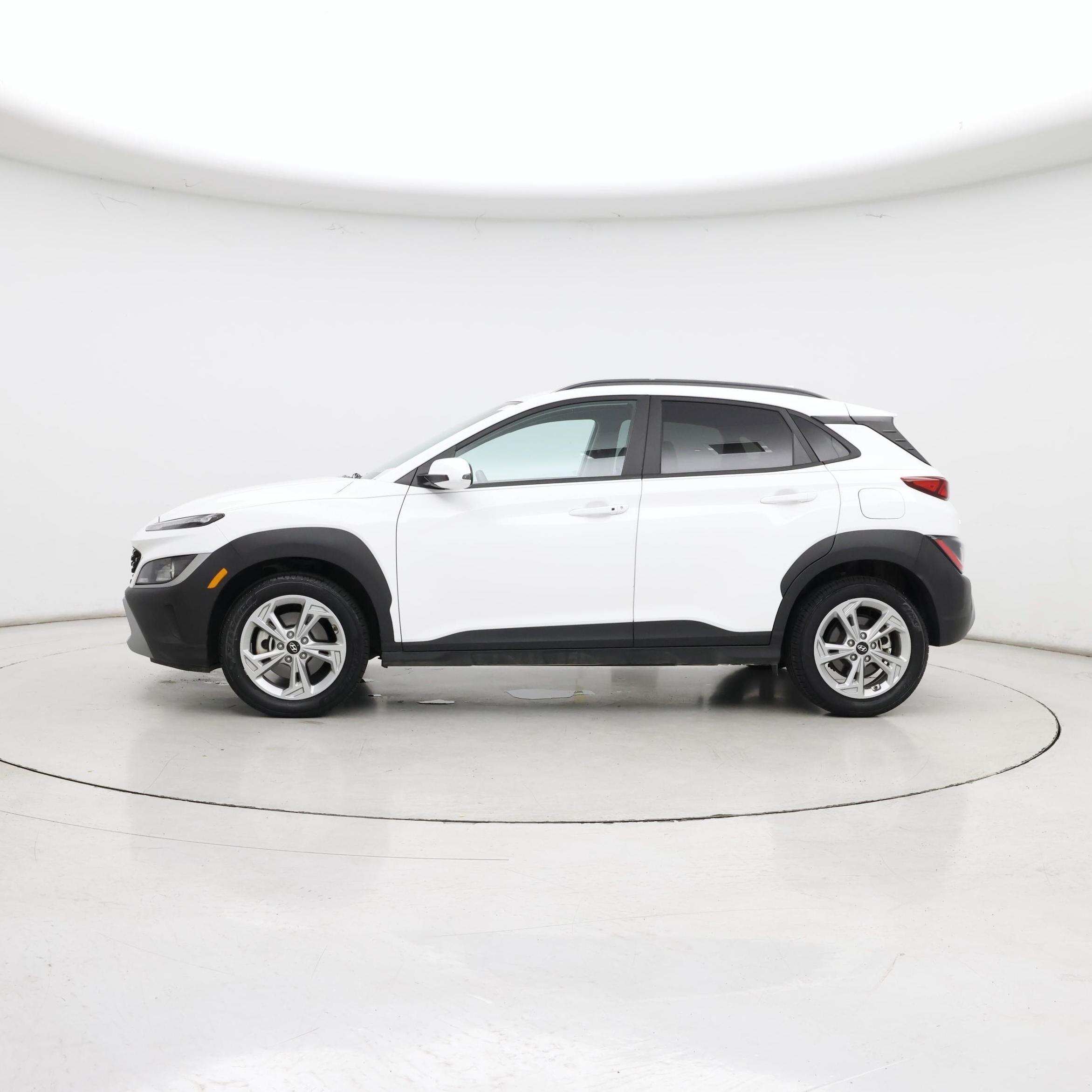 Thumbnail: 2023 Hyundai Kona - 3