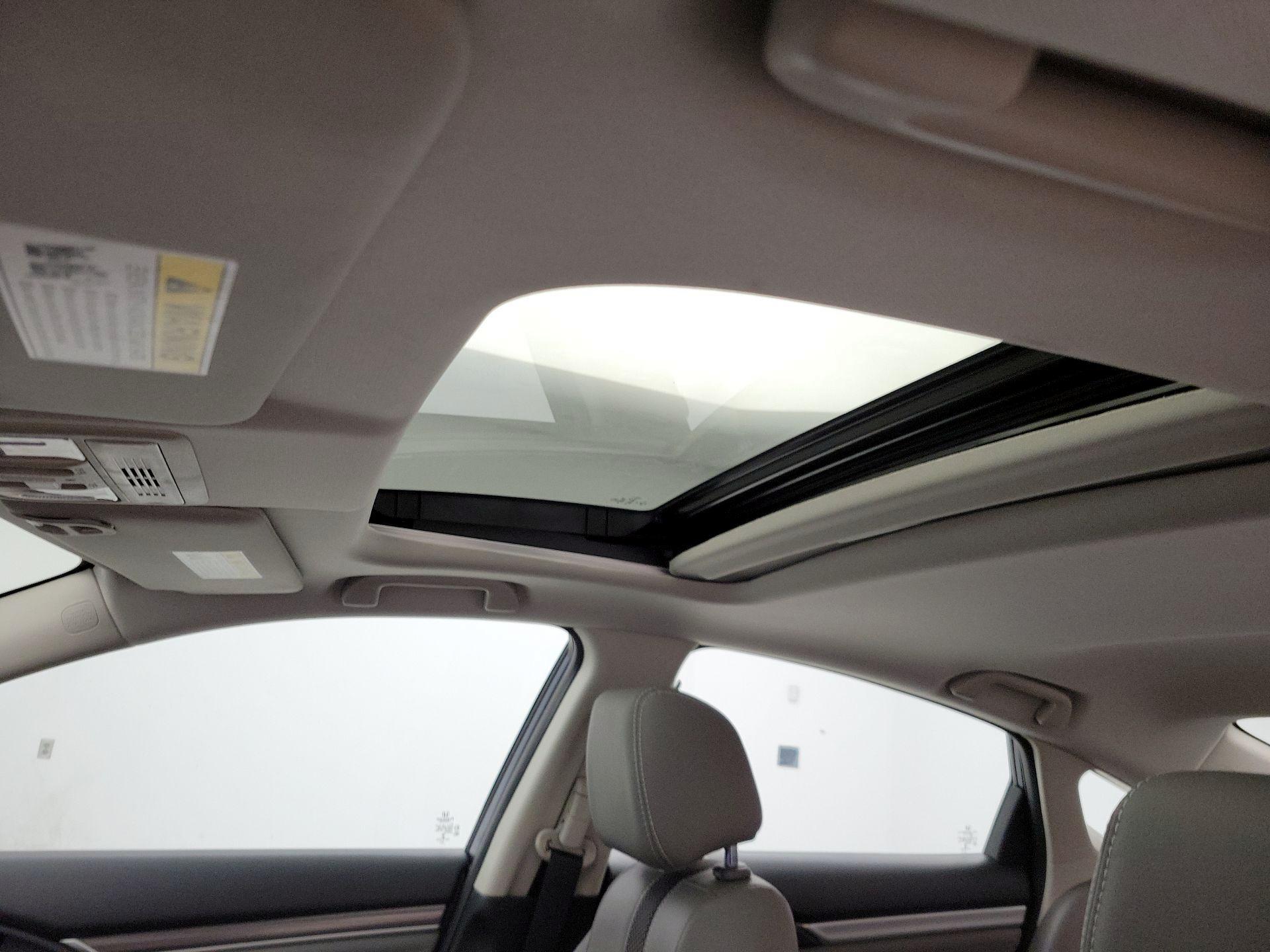 Thumbnail: 2020 Honda Civic - 18