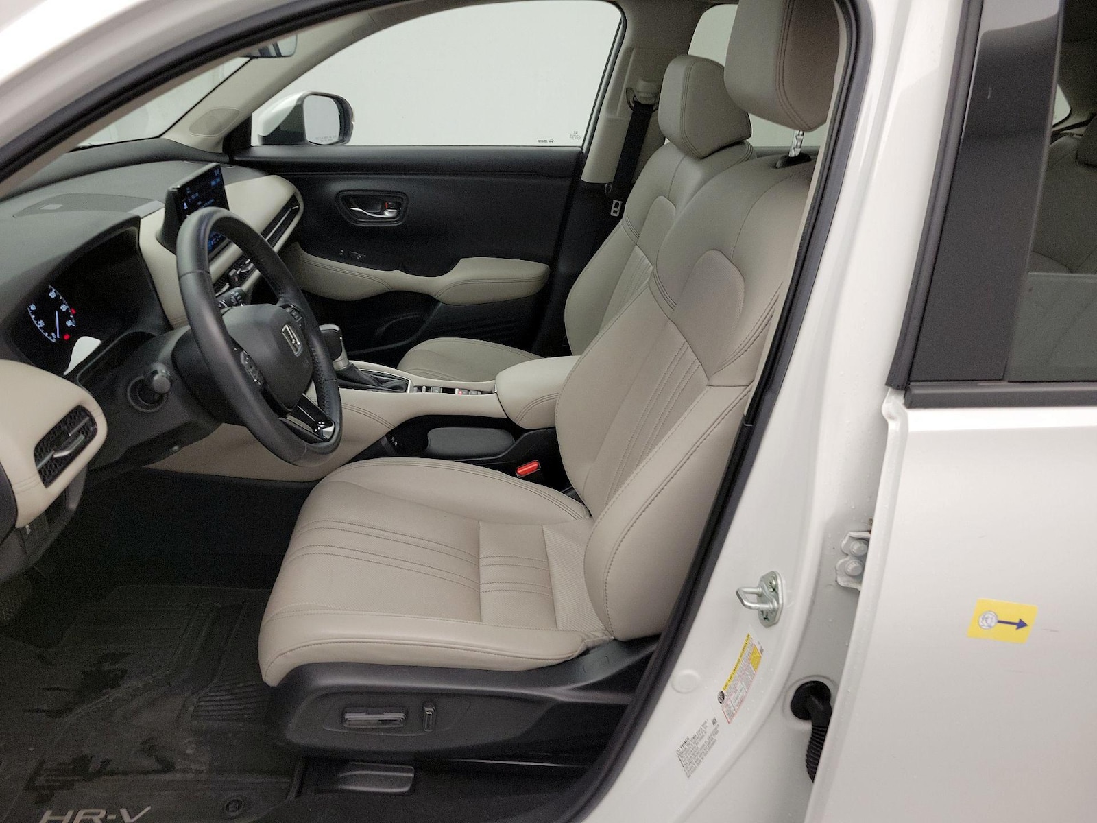 2024 Honda HR-V EX-L - Photo 12