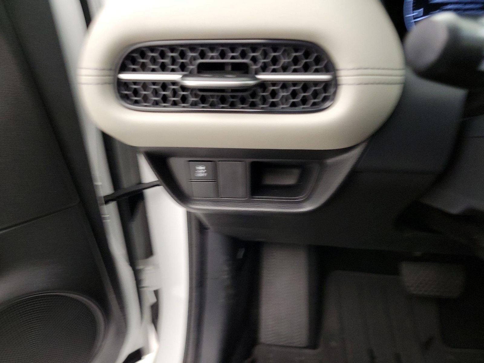 2024 Honda HR-V EX-L - Photo 14
