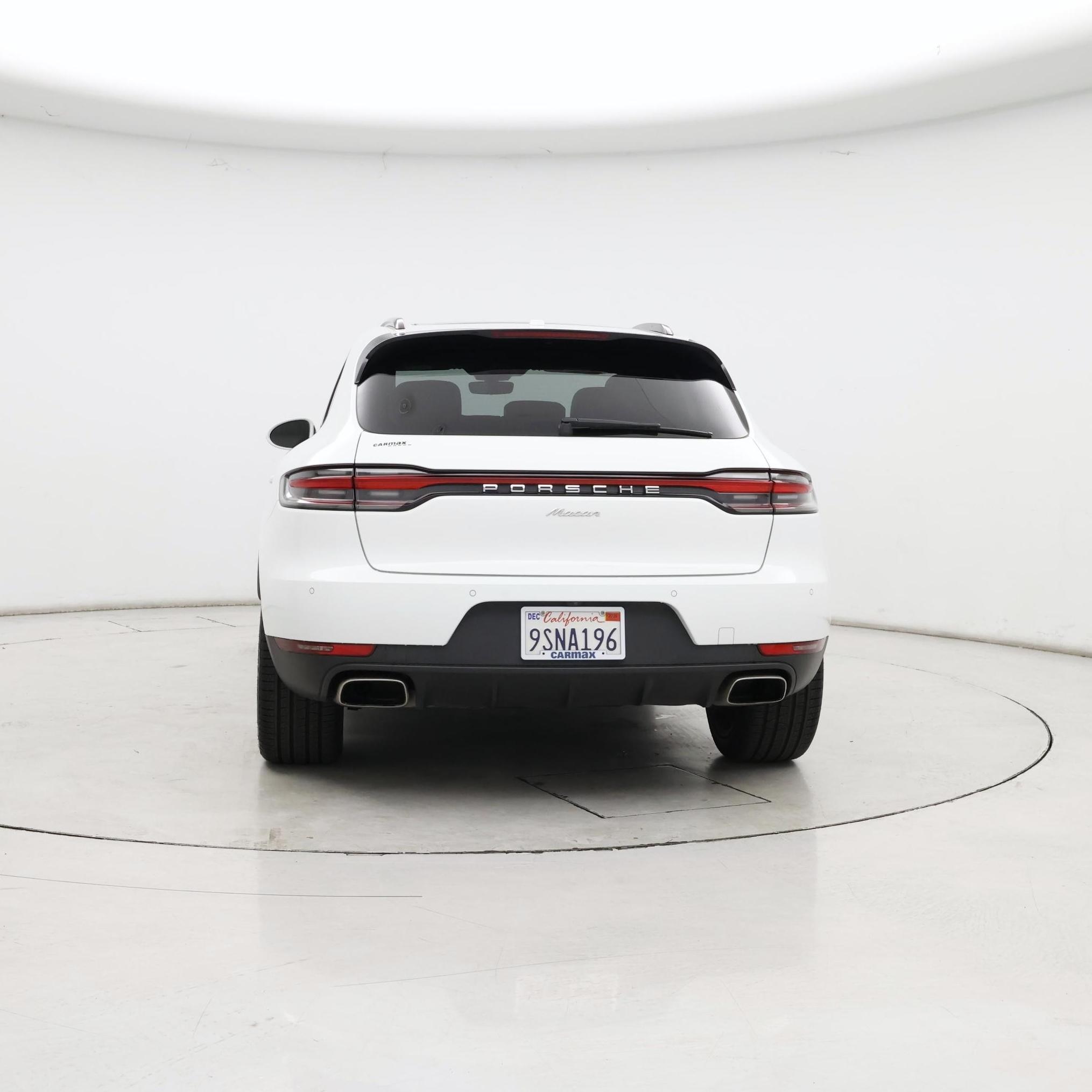 Thumbnail: 2021 Porsche Macan - 6