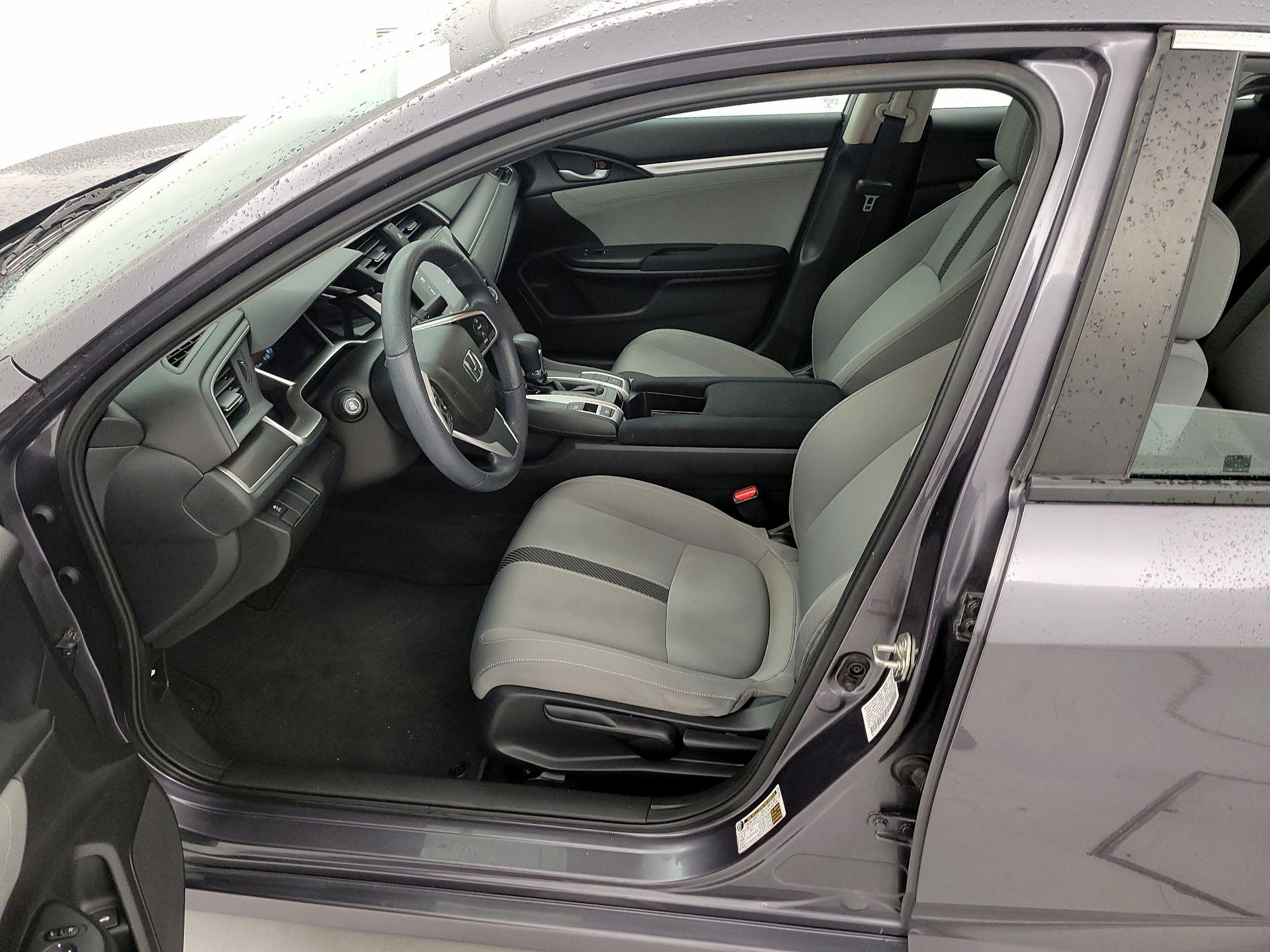 Thumbnail: 2016 Honda Civic - 11