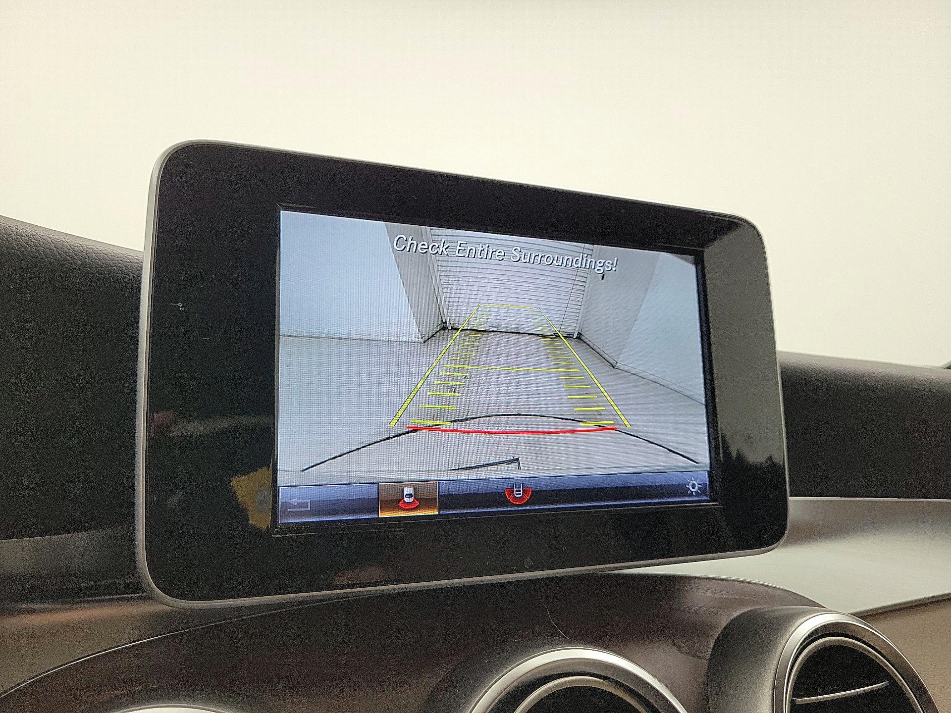 Thumbnail: 2019 Mercedes-Benz GLC - 14