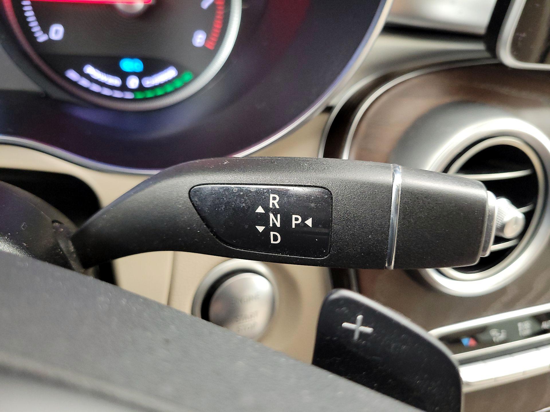 Thumbnail: 2019 Mercedes-Benz GLC - 17