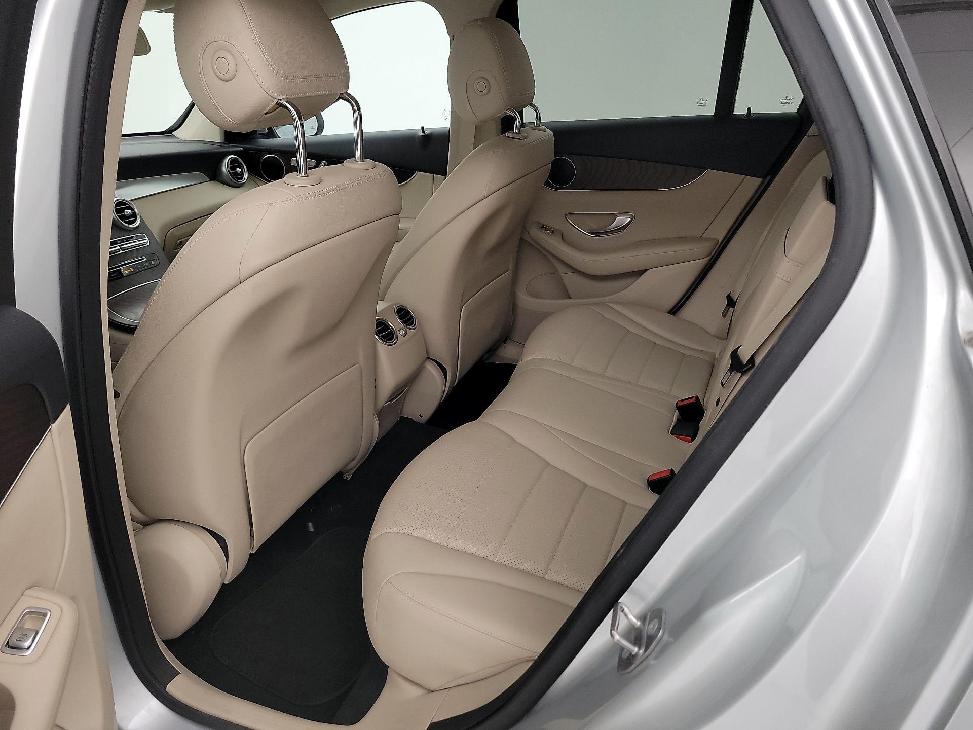 Thumbnail: 2019 Mercedes-Benz GLC - 19