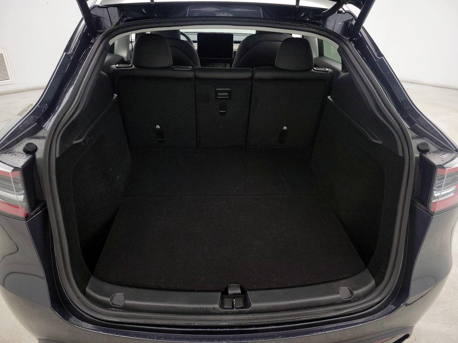 Thumbnail: 2024 Tesla Model Y - 19