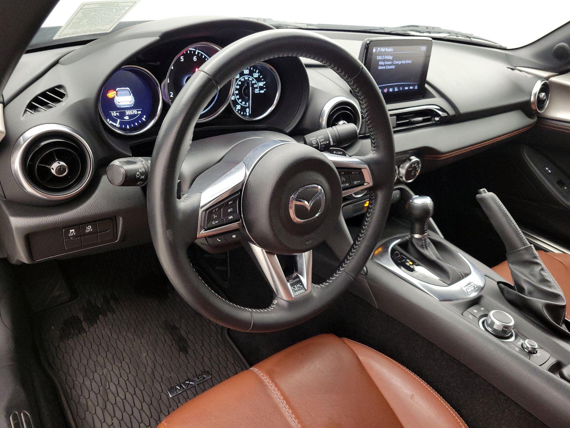Thumbnail: 2022 Mazda MX-5 Miata - 9