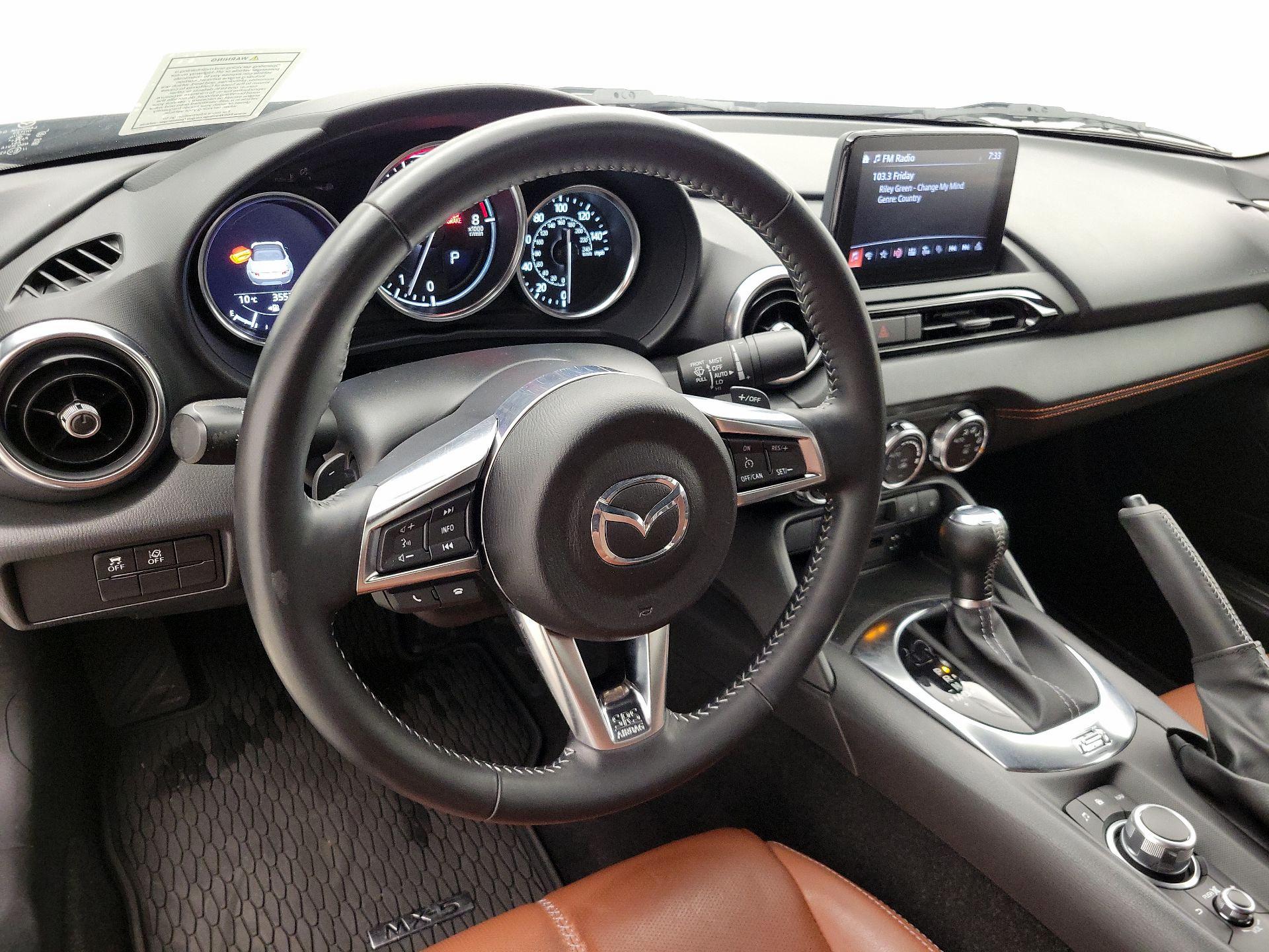 Thumbnail: 2022 Mazda MX-5 Miata - 10