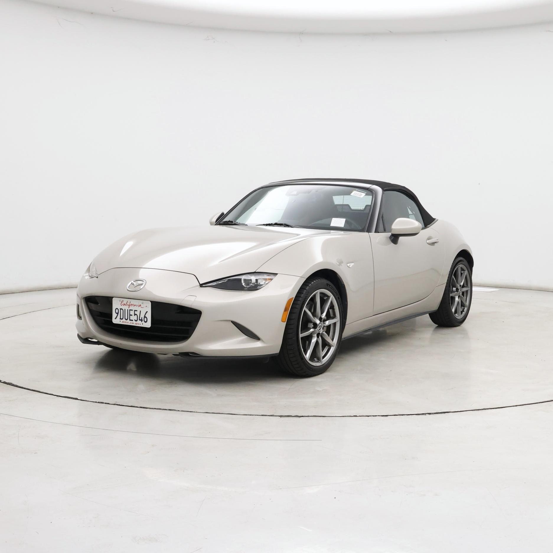 Thumbnail: 2022 Mazda MX-5 Miata - 4