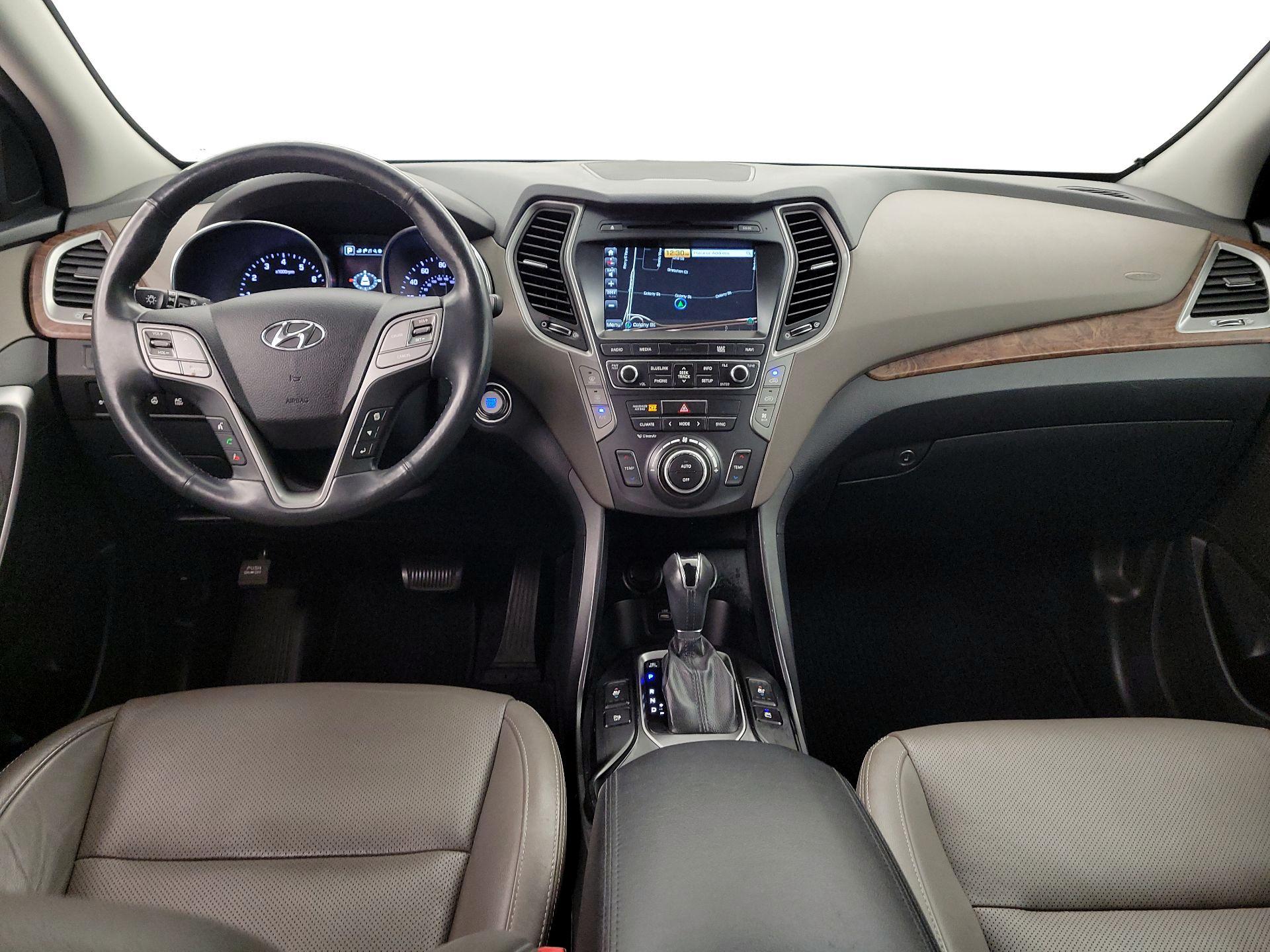 Thumbnail: 2017 Hyundai Santa Fe - 9