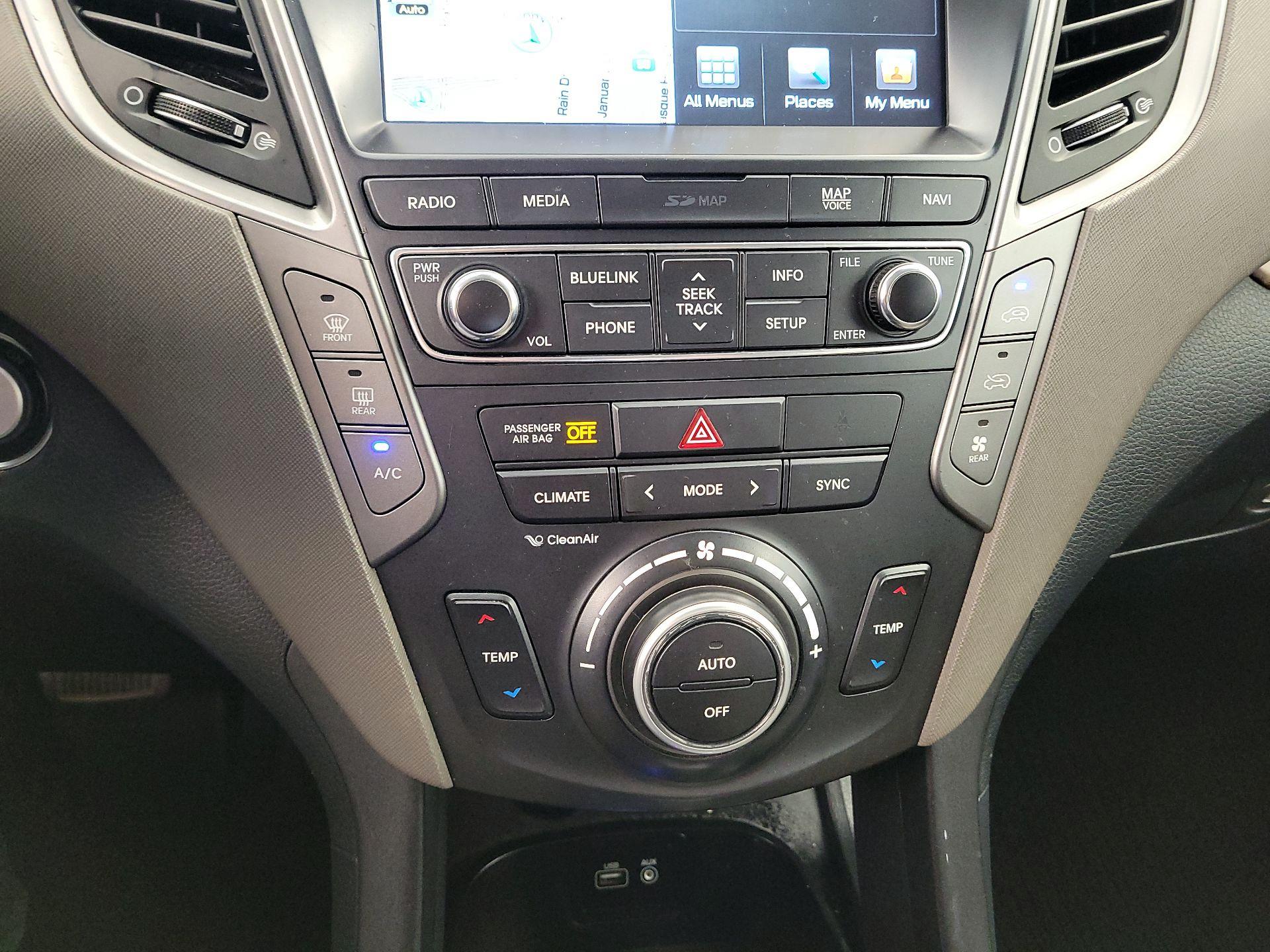 Thumbnail: 2017 Hyundai Santa Fe - 17