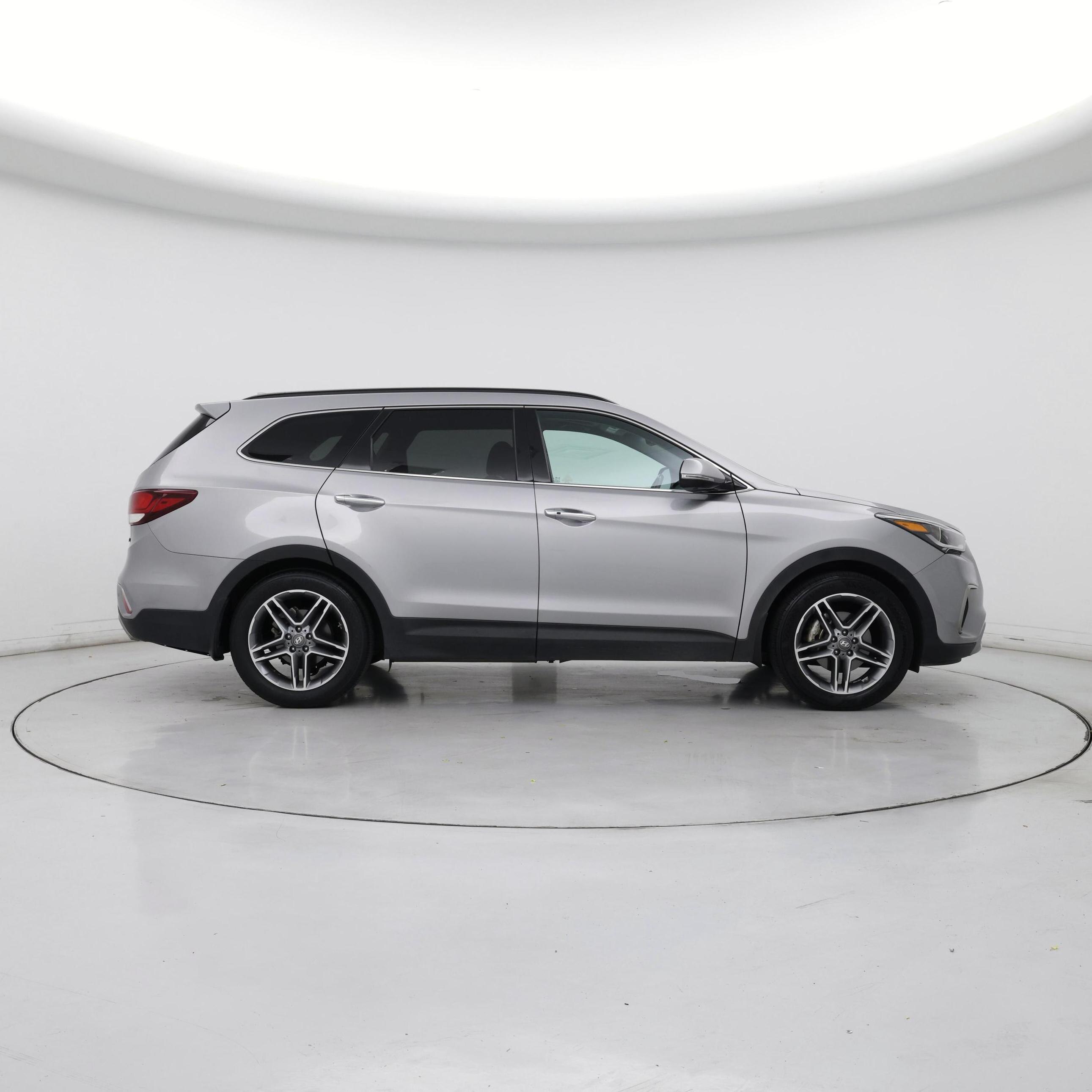Thumbnail: 2017 Hyundai Santa Fe - 7
