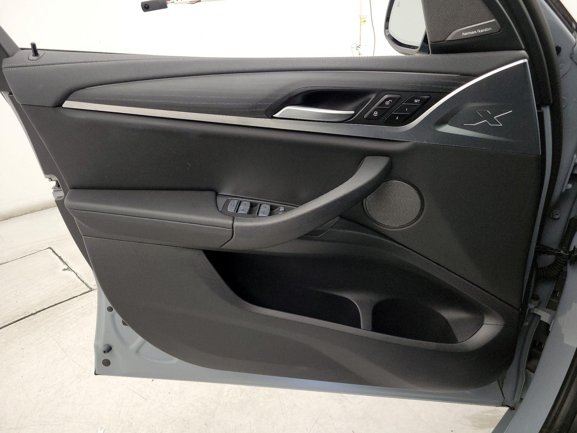 Thumbnail: 2022 BMW X3 - 12