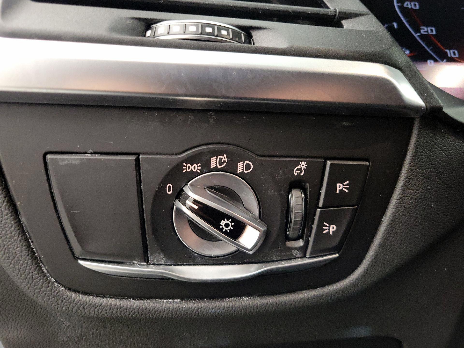 Thumbnail: 2022 BMW X3 - 13