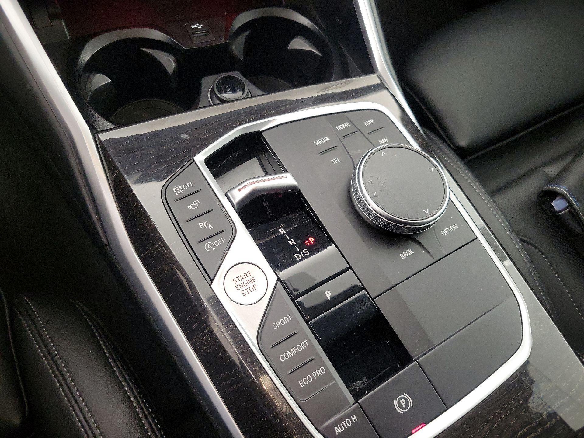 Thumbnail: 2024 BMW 3 Series - 18