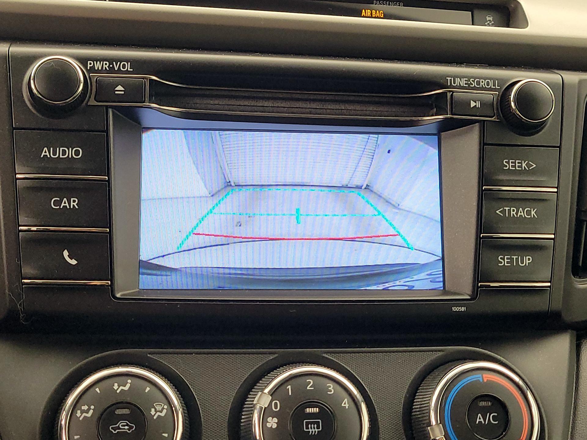 Thumbnail: 2016 Toyota RAV4 - 14