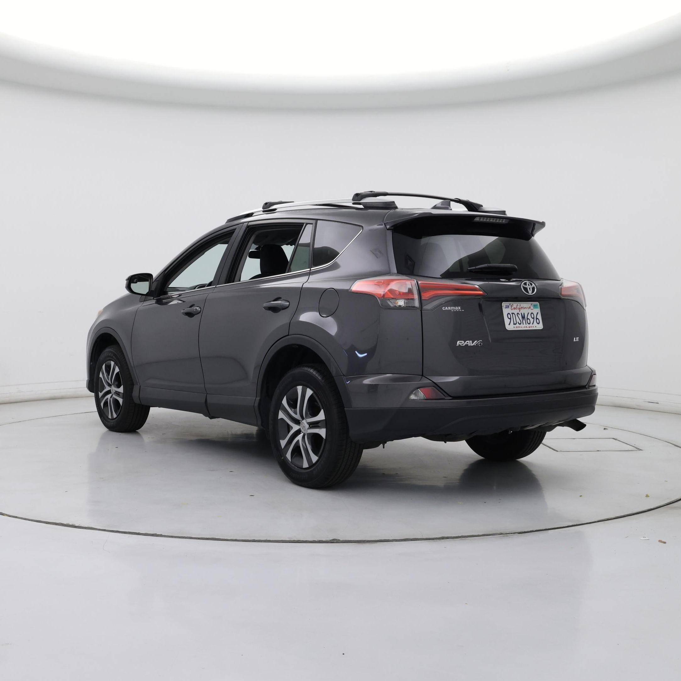 Thumbnail: 2016 Toyota RAV4 - 2