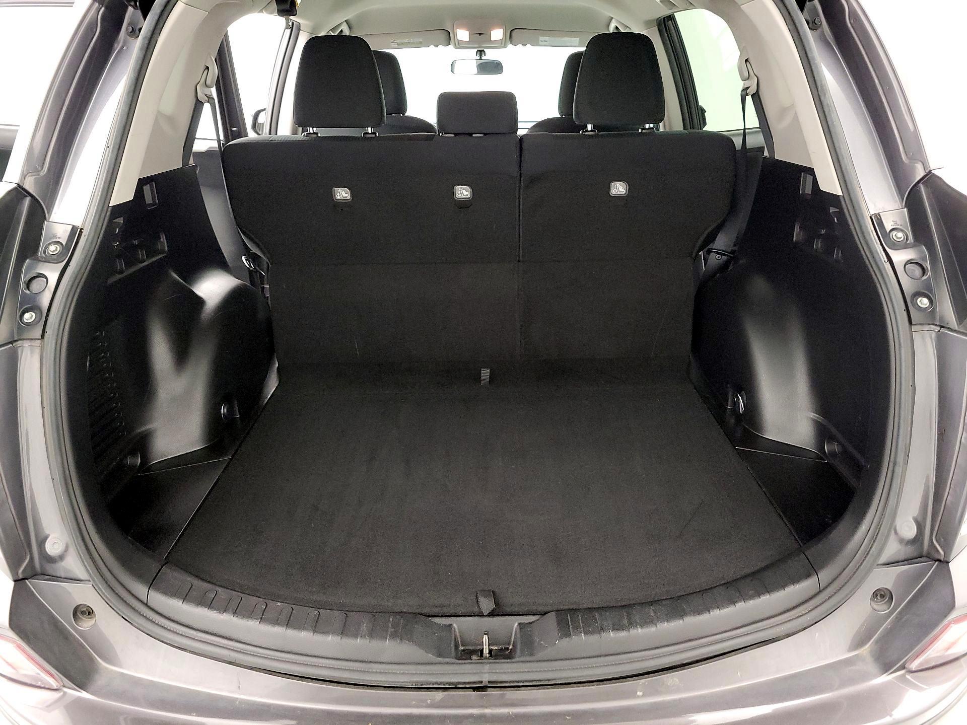 Thumbnail: 2016 Toyota RAV4 - 20