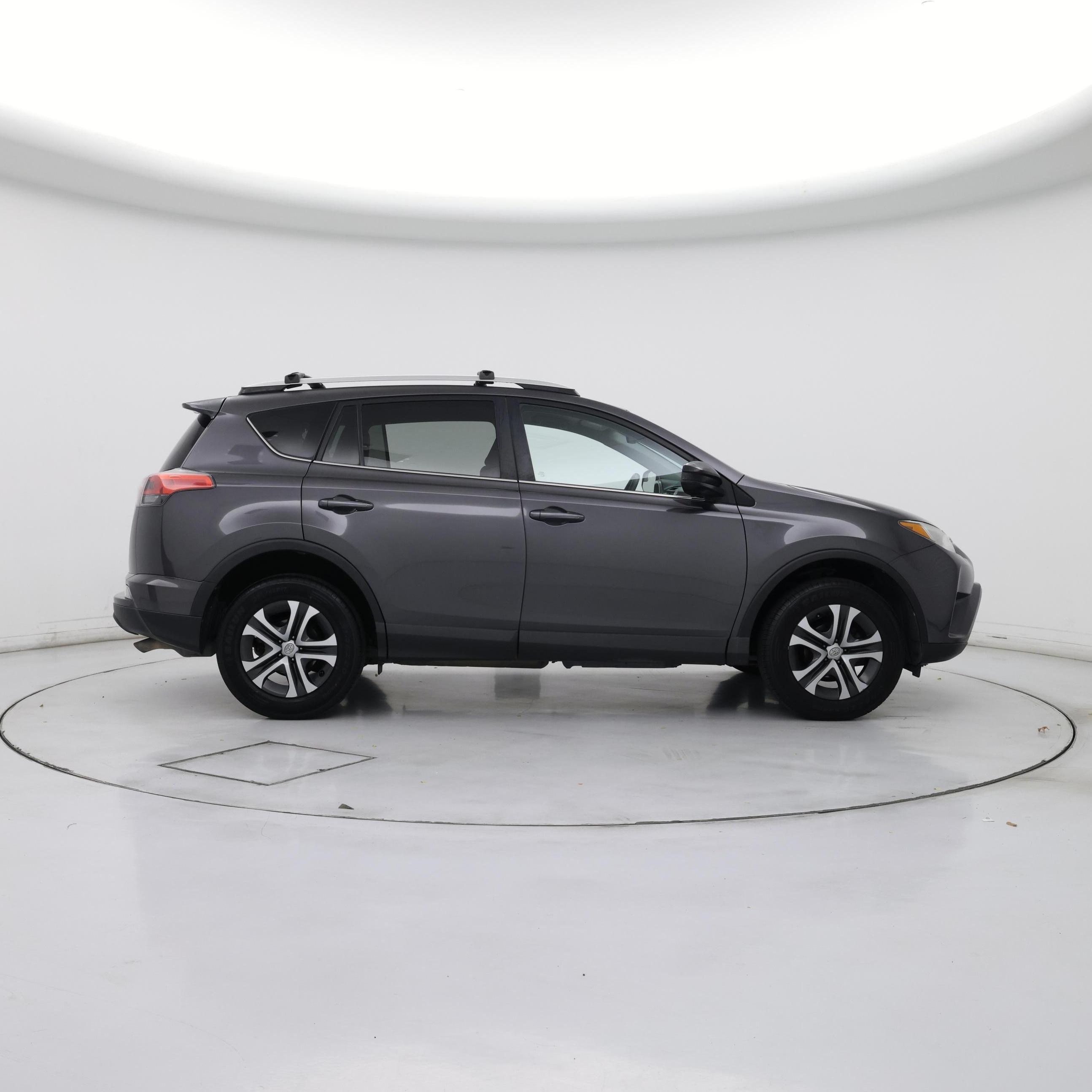 Thumbnail: 2016 Toyota RAV4 - 7