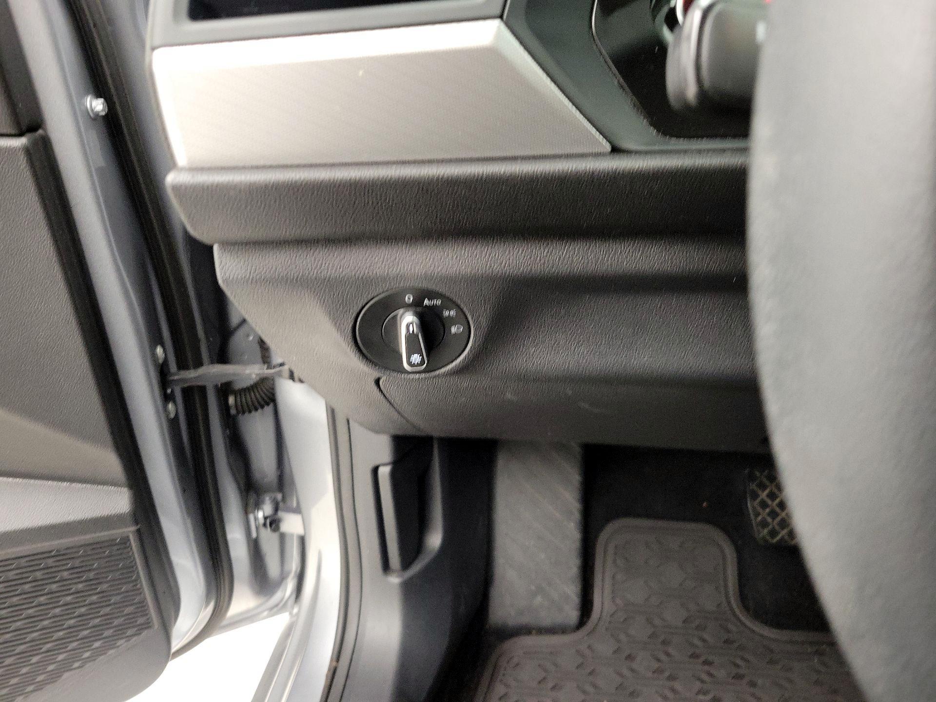 Thumbnail: 2021 Volkswagen Jetta - 13