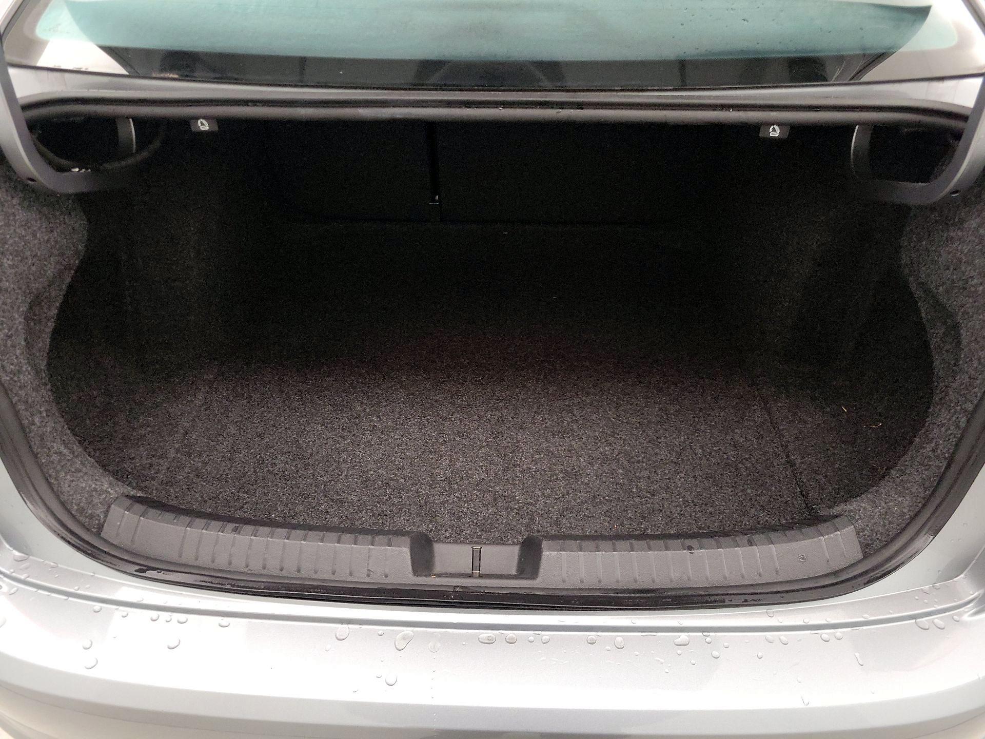 Thumbnail: 2021 Volkswagen Jetta - 19