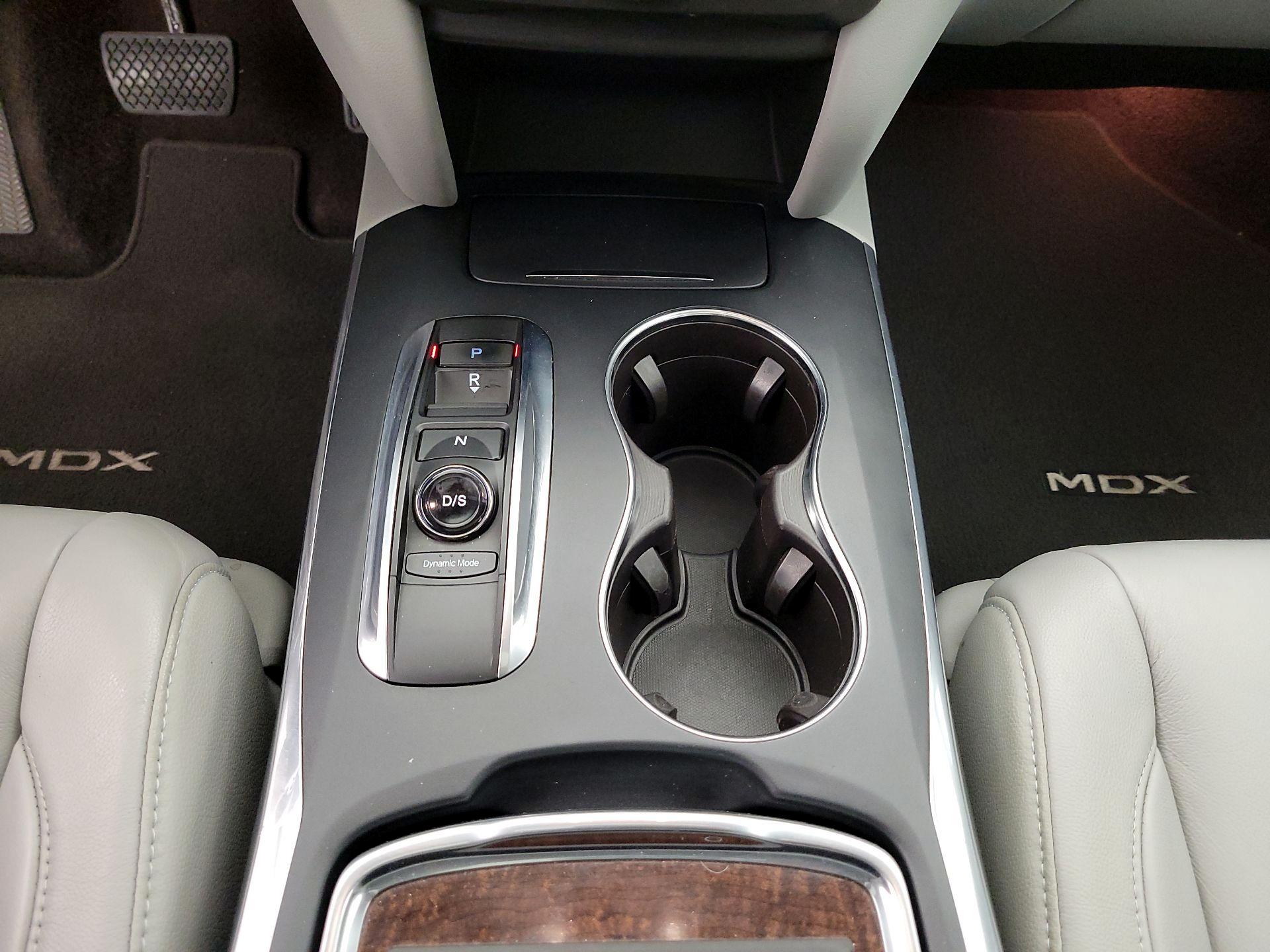 Thumbnail: 2017 Acura MDX - 18