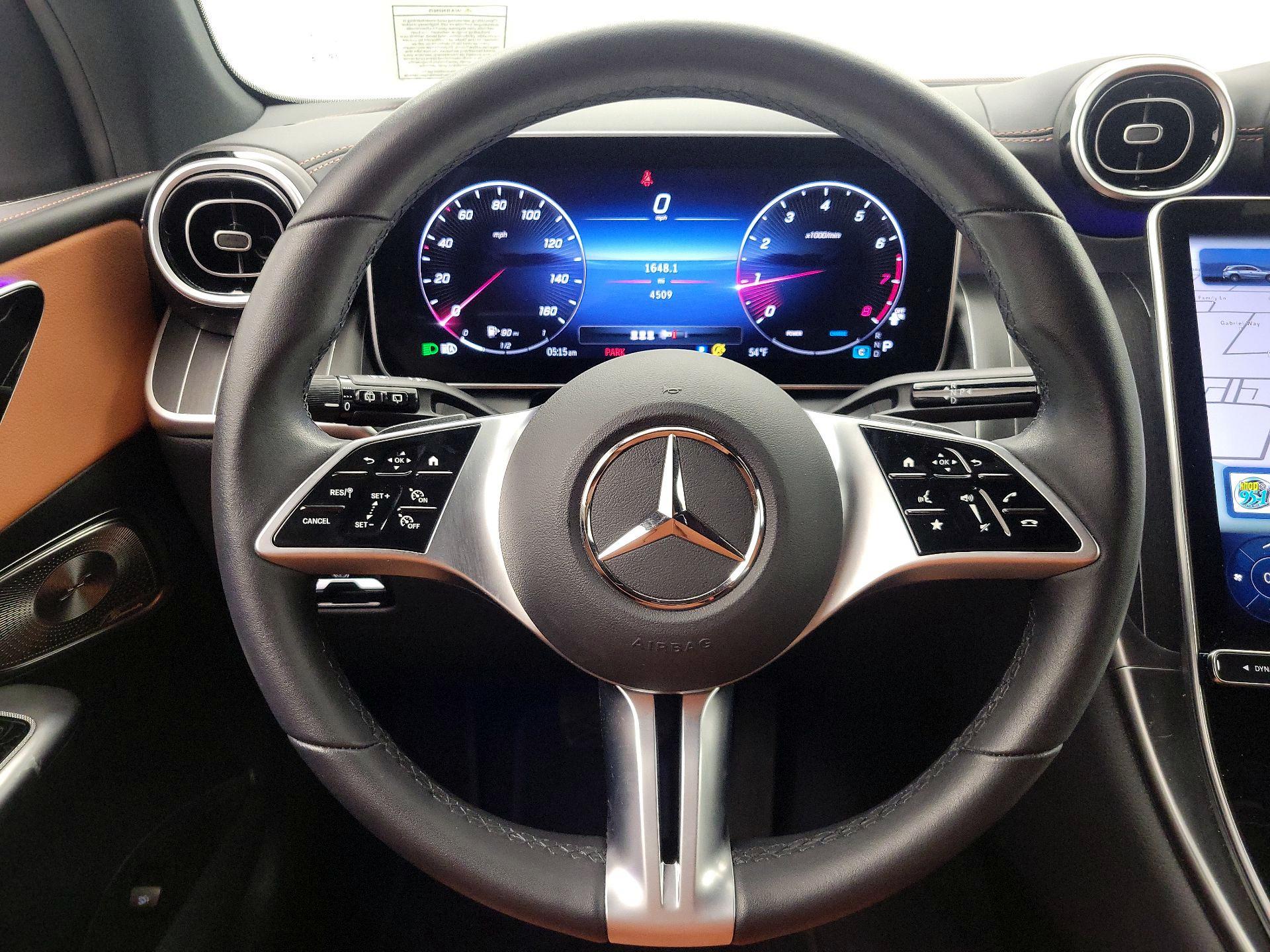 Thumbnail: 2024 Mercedes-Benz GLC - 10