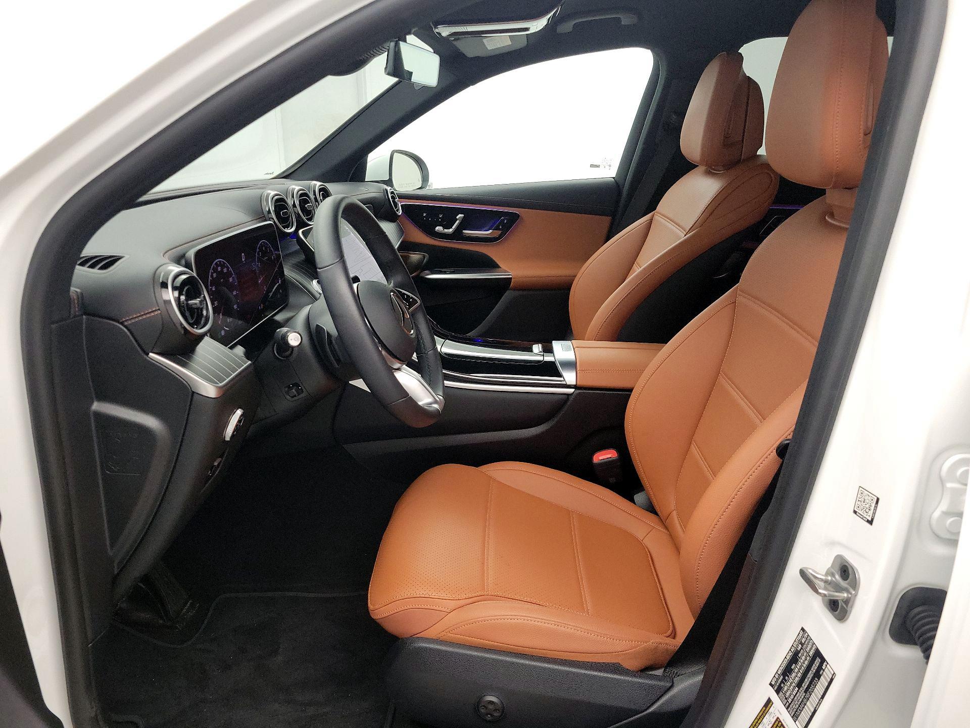 Thumbnail: 2024 Mercedes-Benz GLC - 11