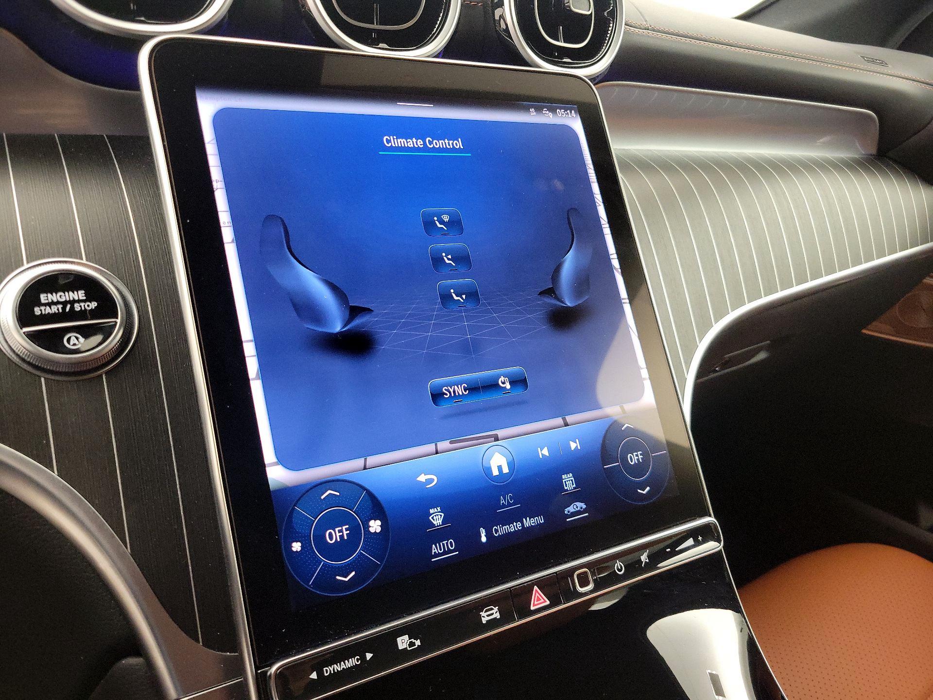 Thumbnail: 2024 Mercedes-Benz GLC - 17