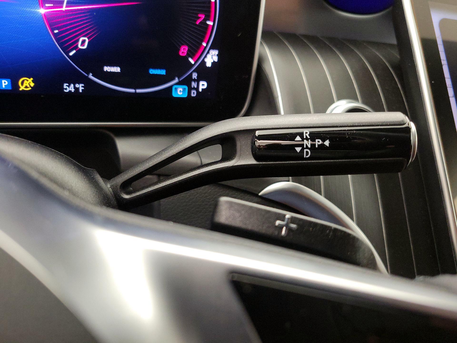 Thumbnail: 2024 Mercedes-Benz GLC - 18