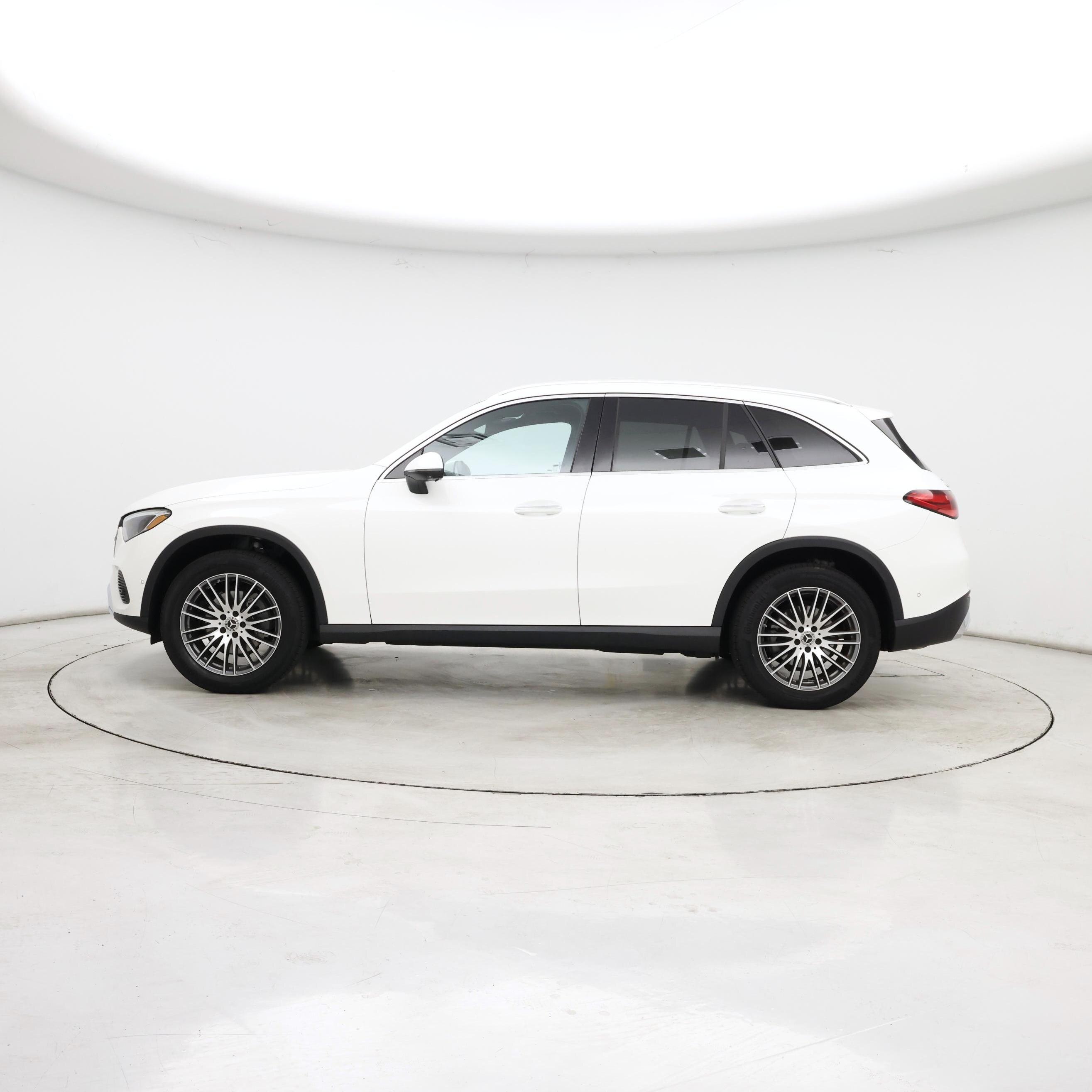 Thumbnail: 2024 Mercedes-Benz GLC - 3