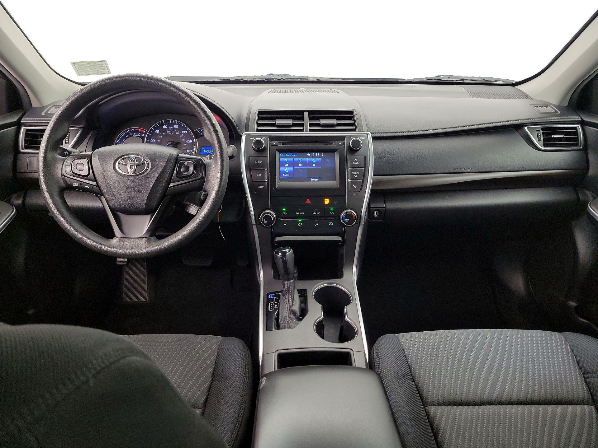Thumbnail: 2015 Toyota Camry - 9