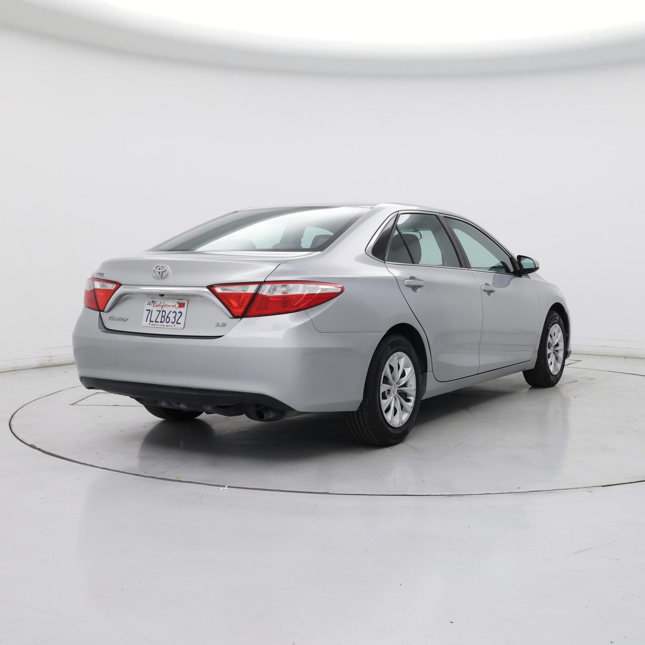 Thumbnail: 2015 Toyota Camry - 8