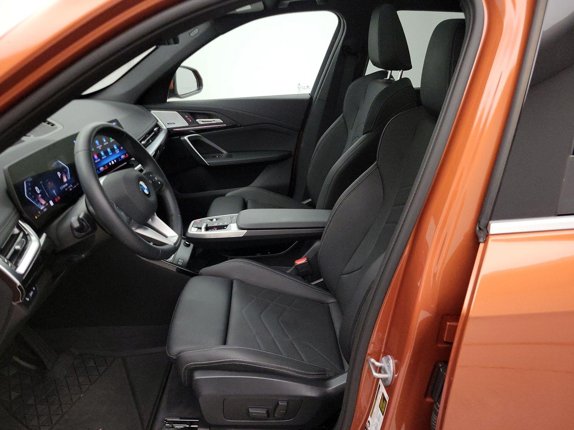 Thumbnail: 2025 BMW X1 - 11
