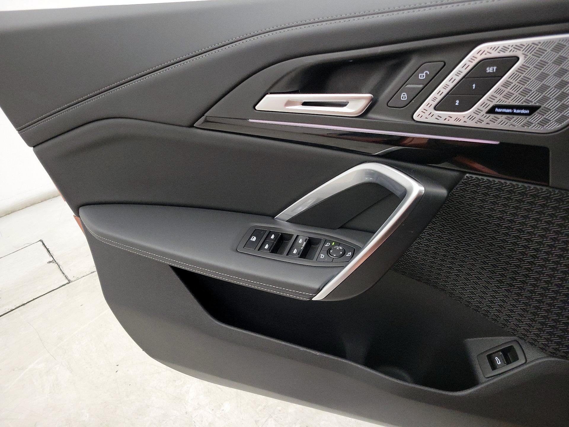 Thumbnail: 2025 BMW X1 - 12