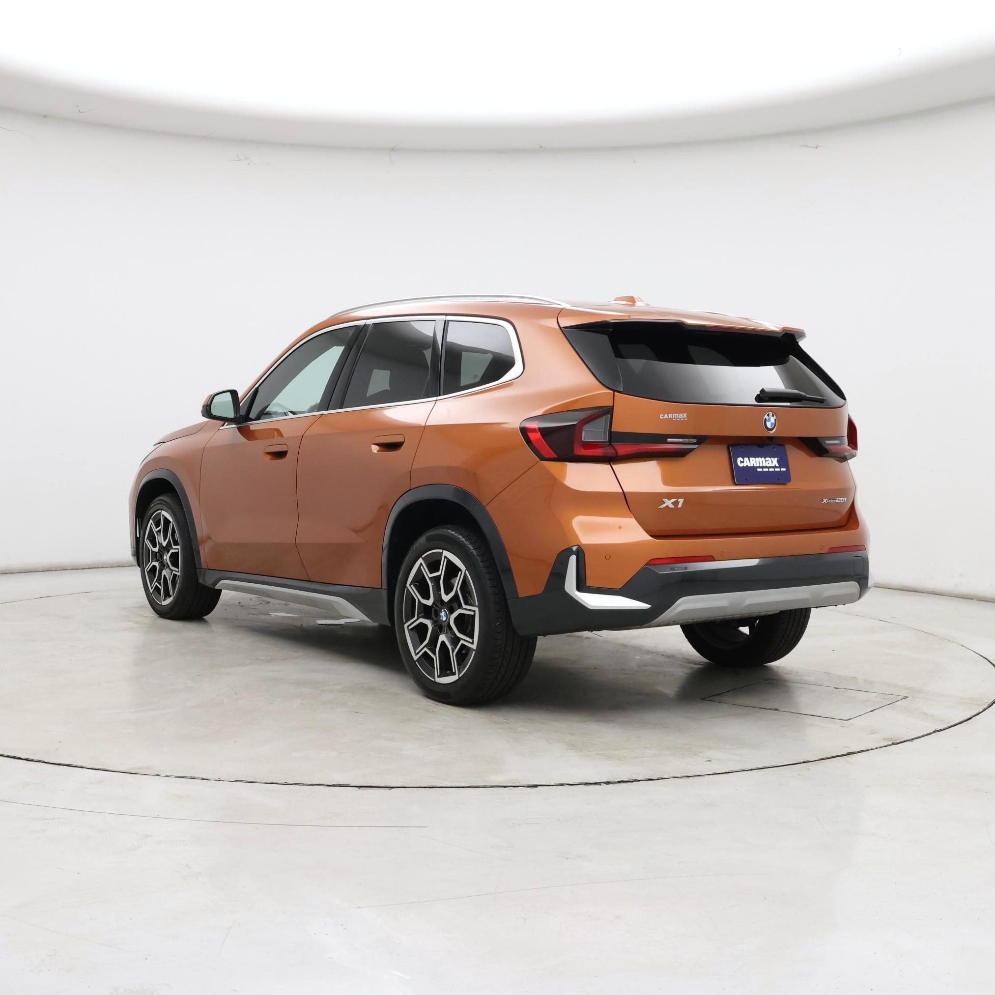 Thumbnail: 2025 BMW X1 - 2
