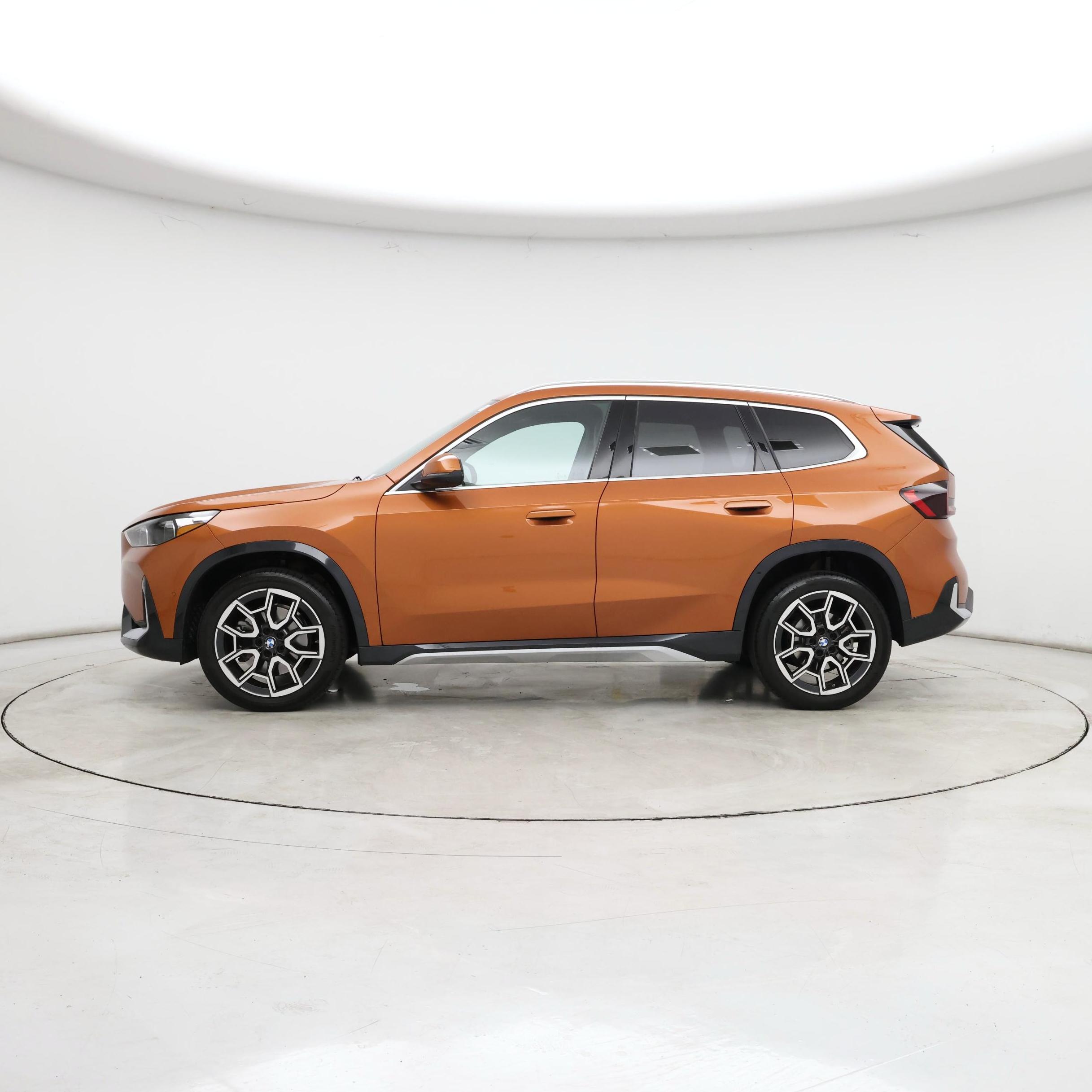 Thumbnail: 2025 BMW X1 - 3